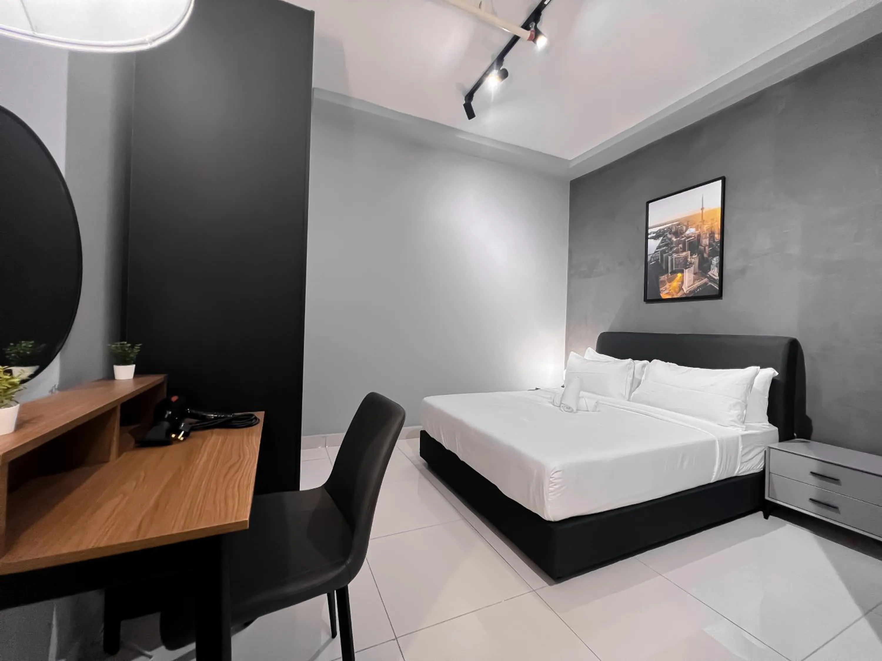 Bed in Edumetro @ Subang Jaya by Manhattan Group