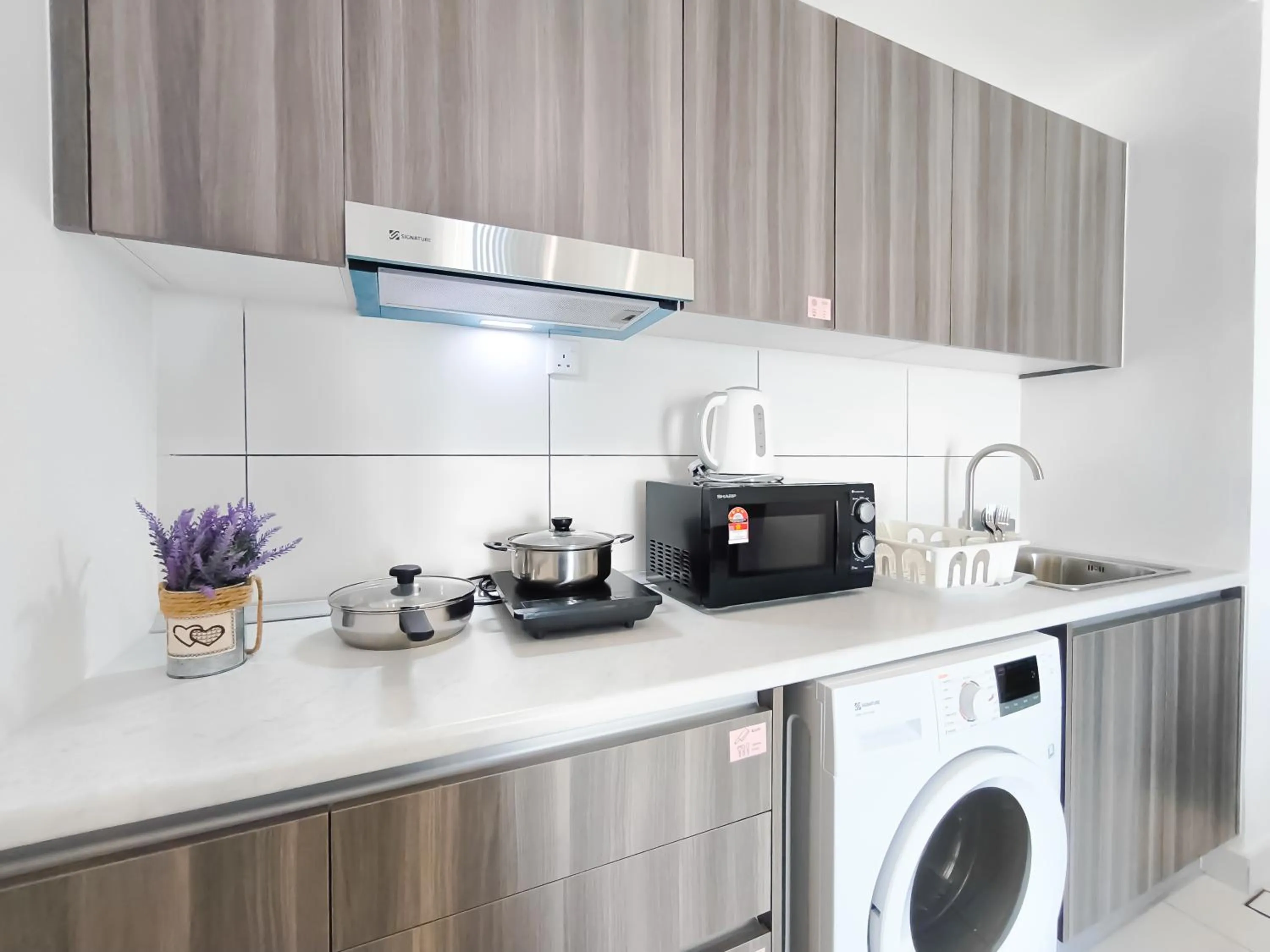 Edumetro @ Subang Jaya by Manhattan Group