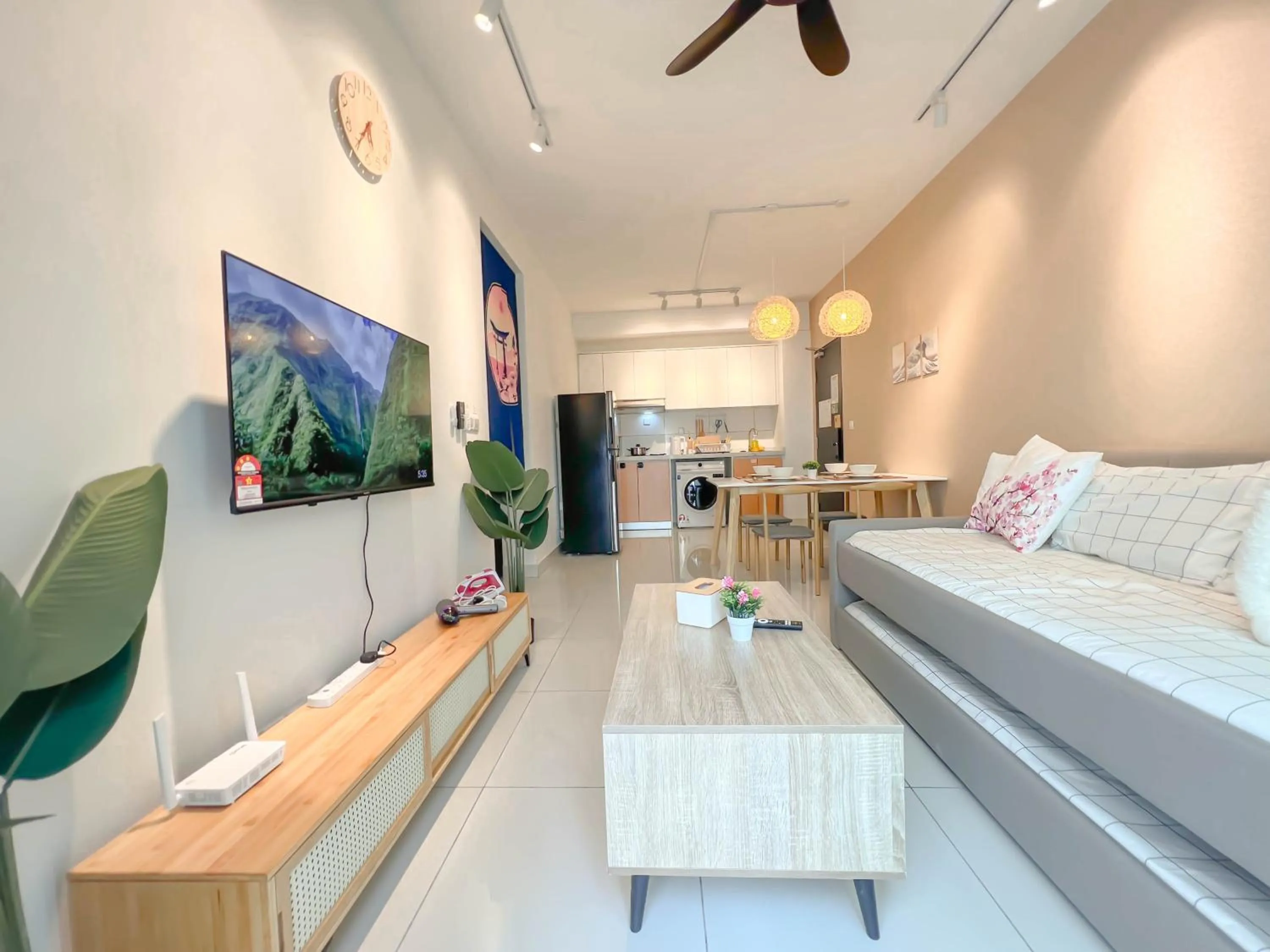 Bed in Edumetro @ Subang Jaya by Manhattan Group