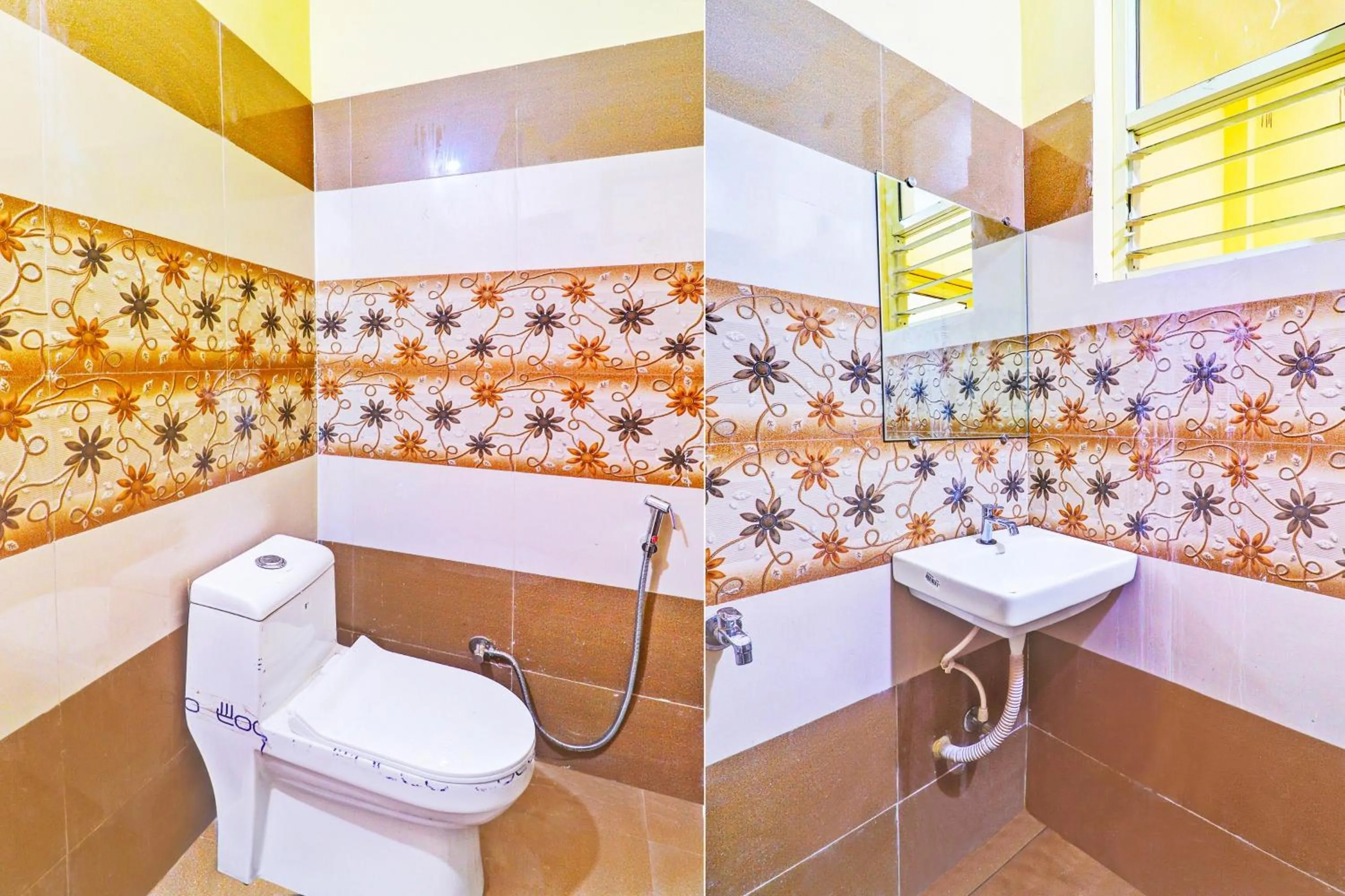 Bathroom in Hotel O Heaven Inn