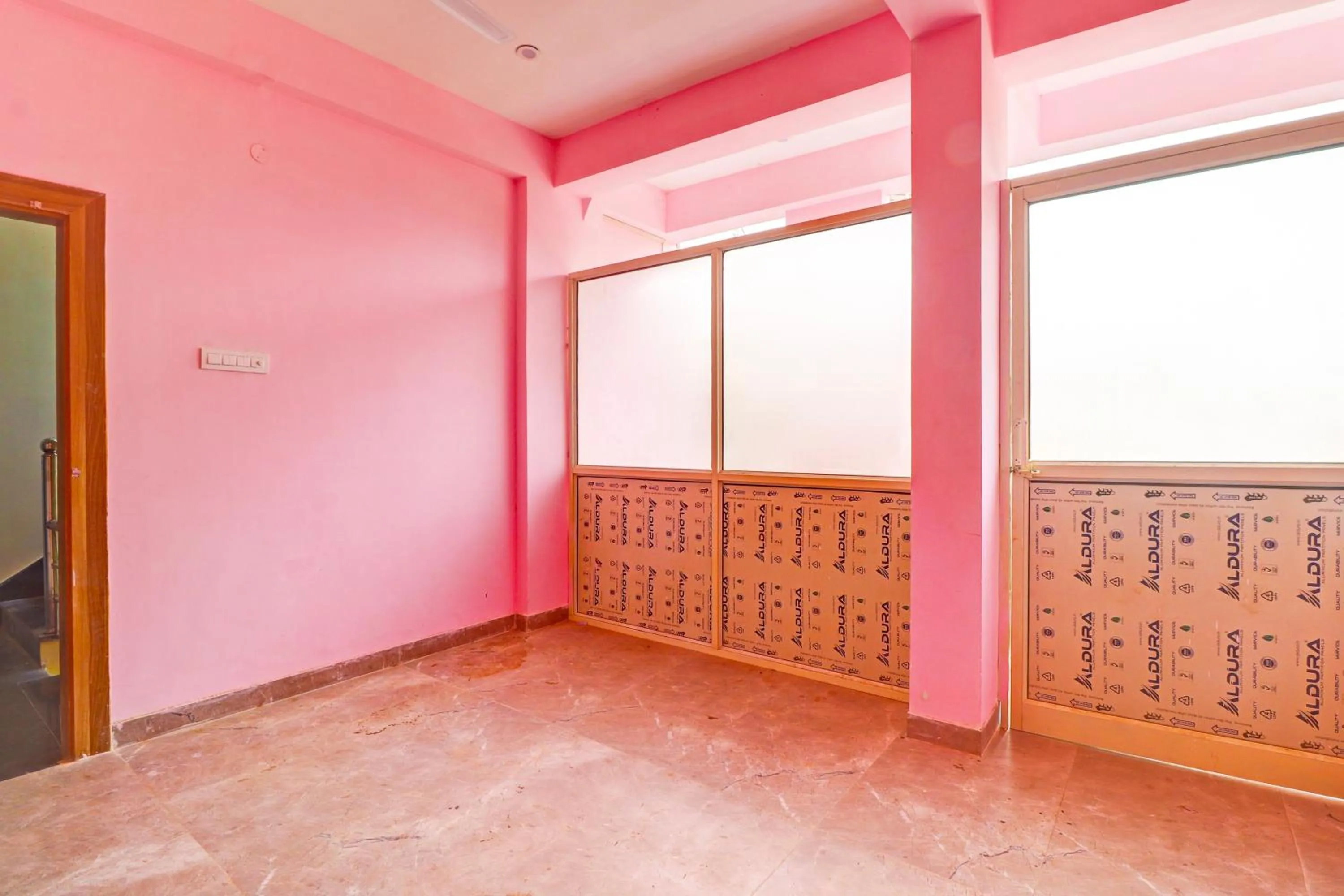 Lobby or reception in Hotel O Heaven Inn