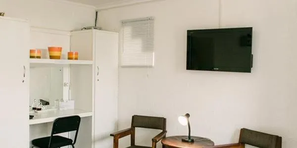 TV and multimedia in Pennylane Guest House