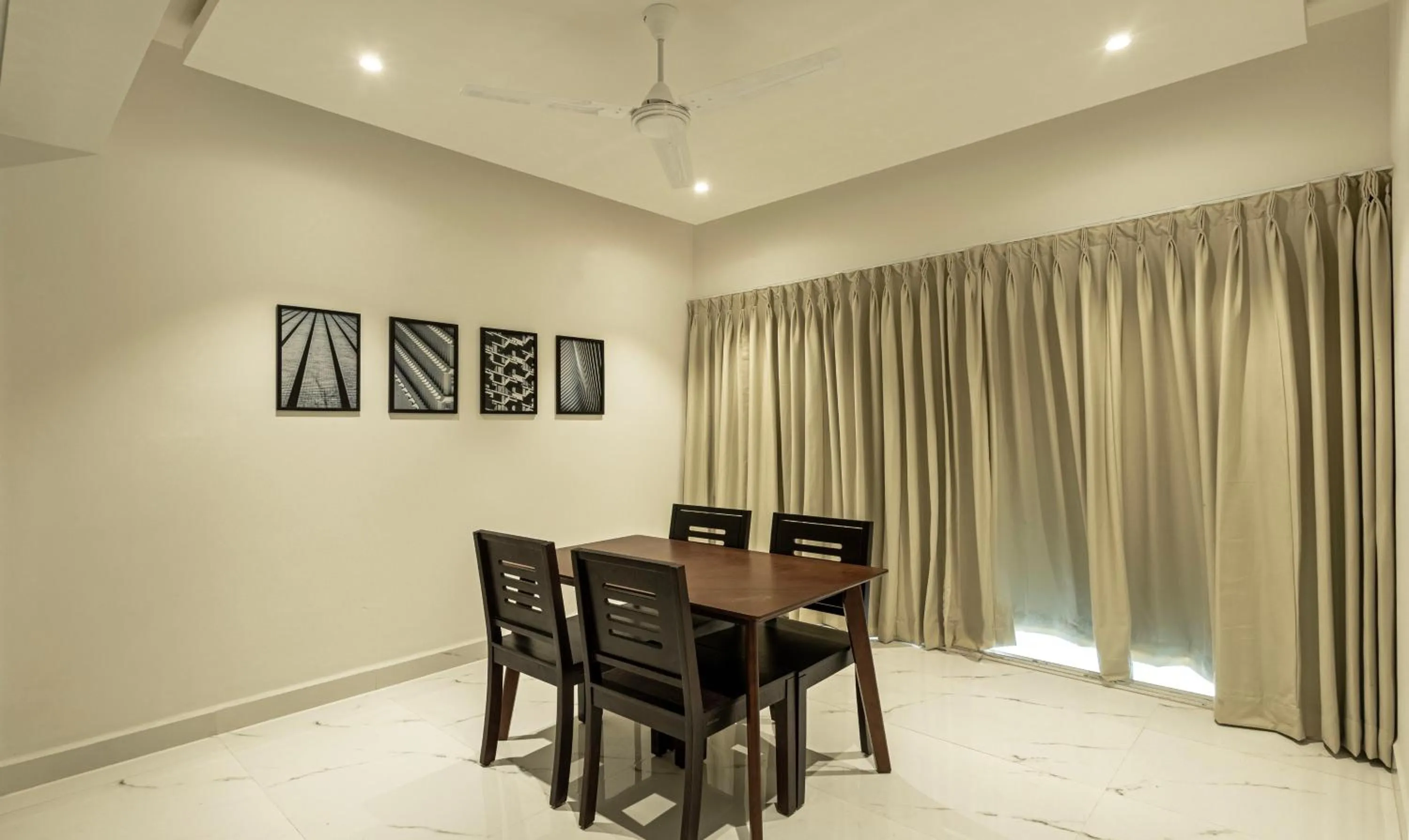 Dining area in Treebo Premium Vapr Ashok Nagar