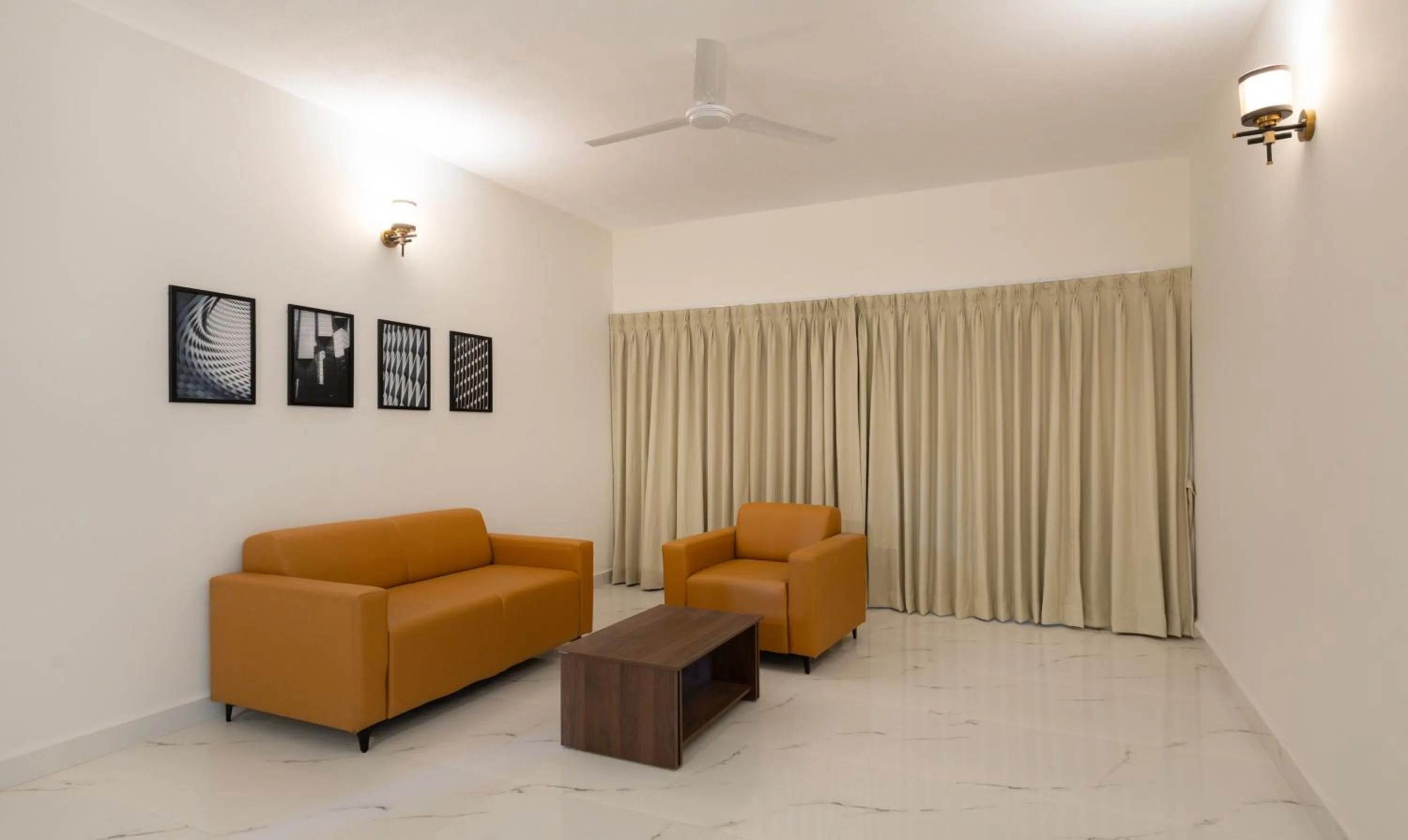 Seating area in Treebo Premium Vapr Ashok Nagar