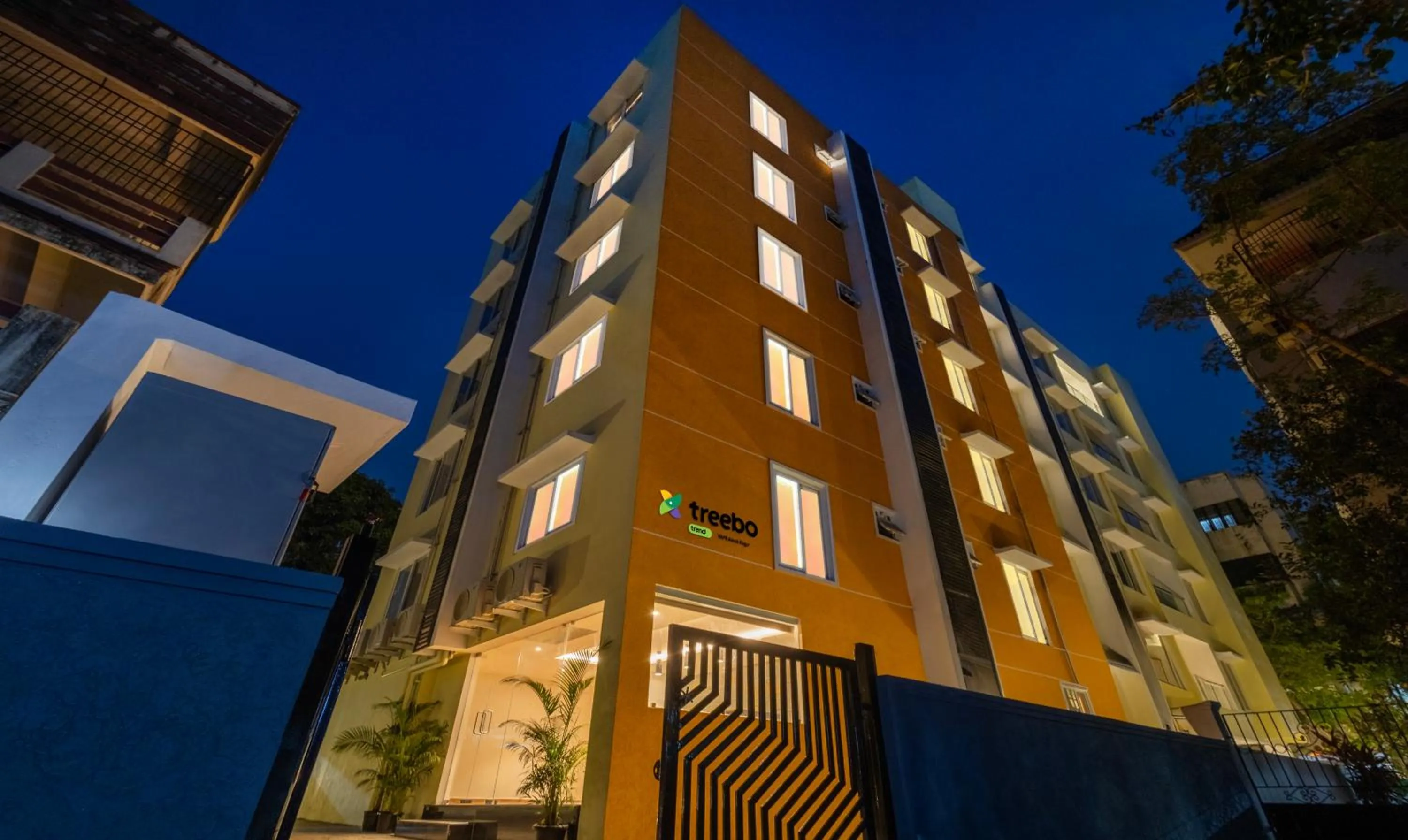 Facade/entrance in Treebo Premium Vapr Ashok Nagar