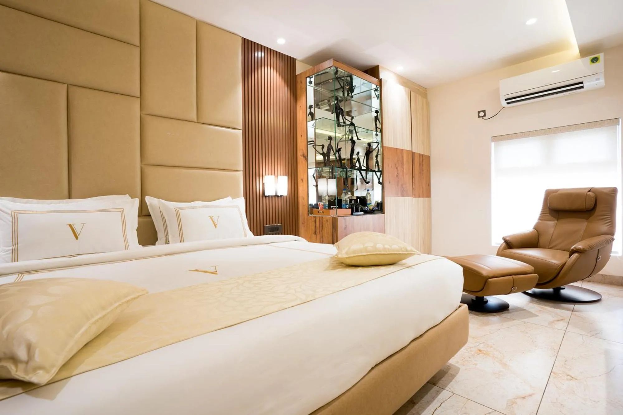 Bed in Oriva Vinflora Residency Nr LV Prasad Hospital Banjara Hills