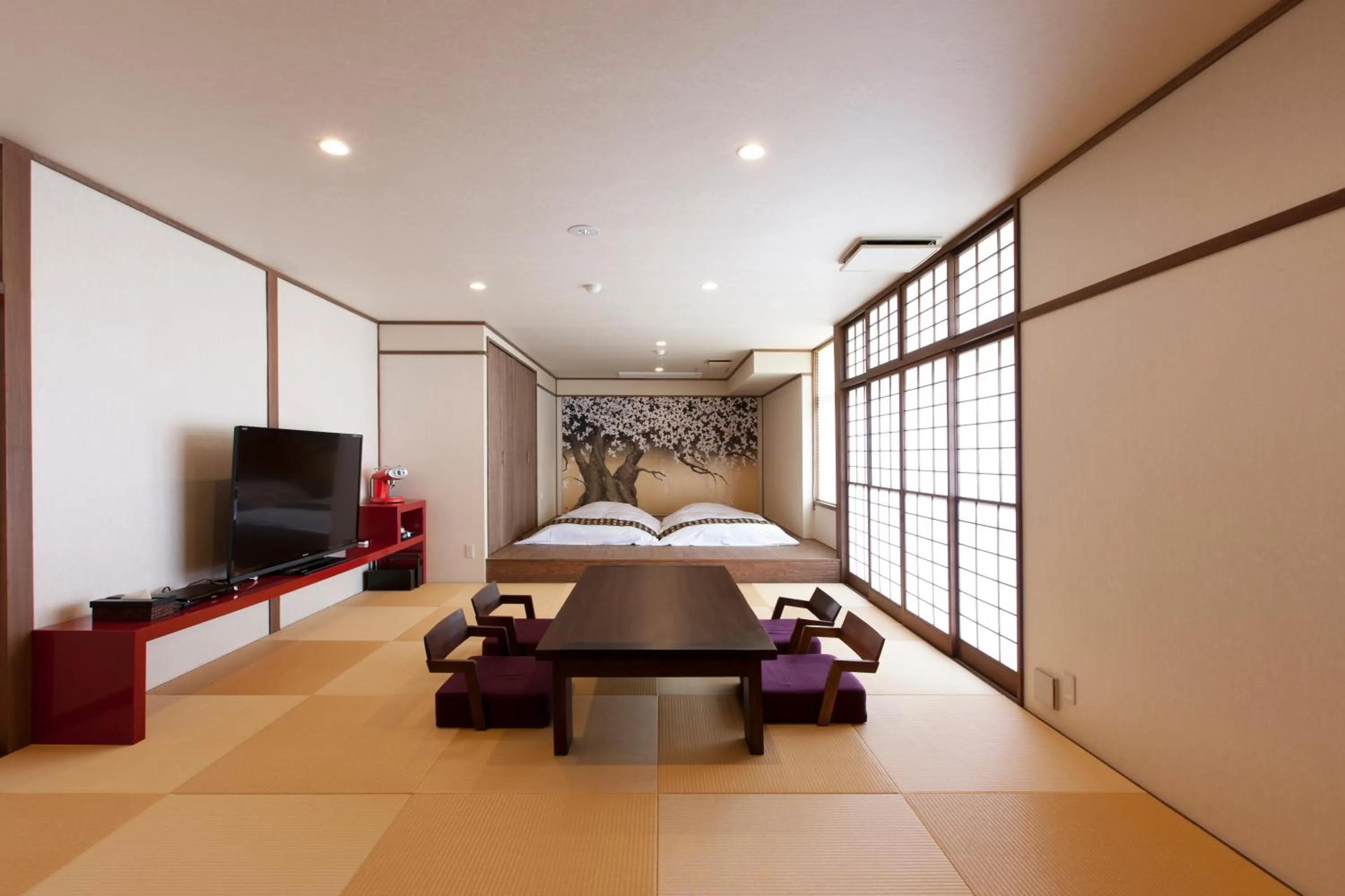 Decorative detail, Bed in Iwaiyado Jyuan Nikko Kawaji onsen