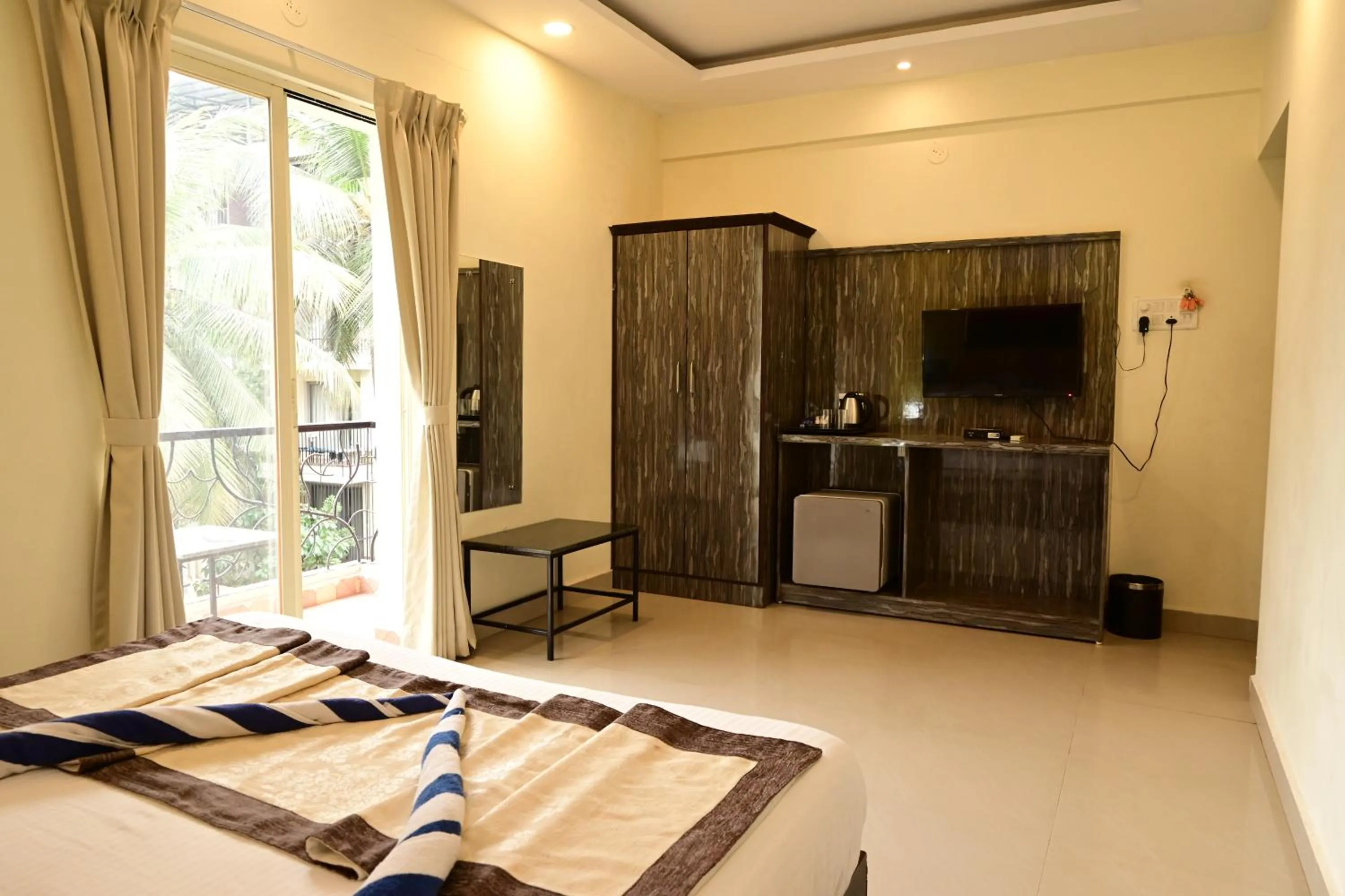 Photo of the whole room in Daksh Elite Candolim, Goa