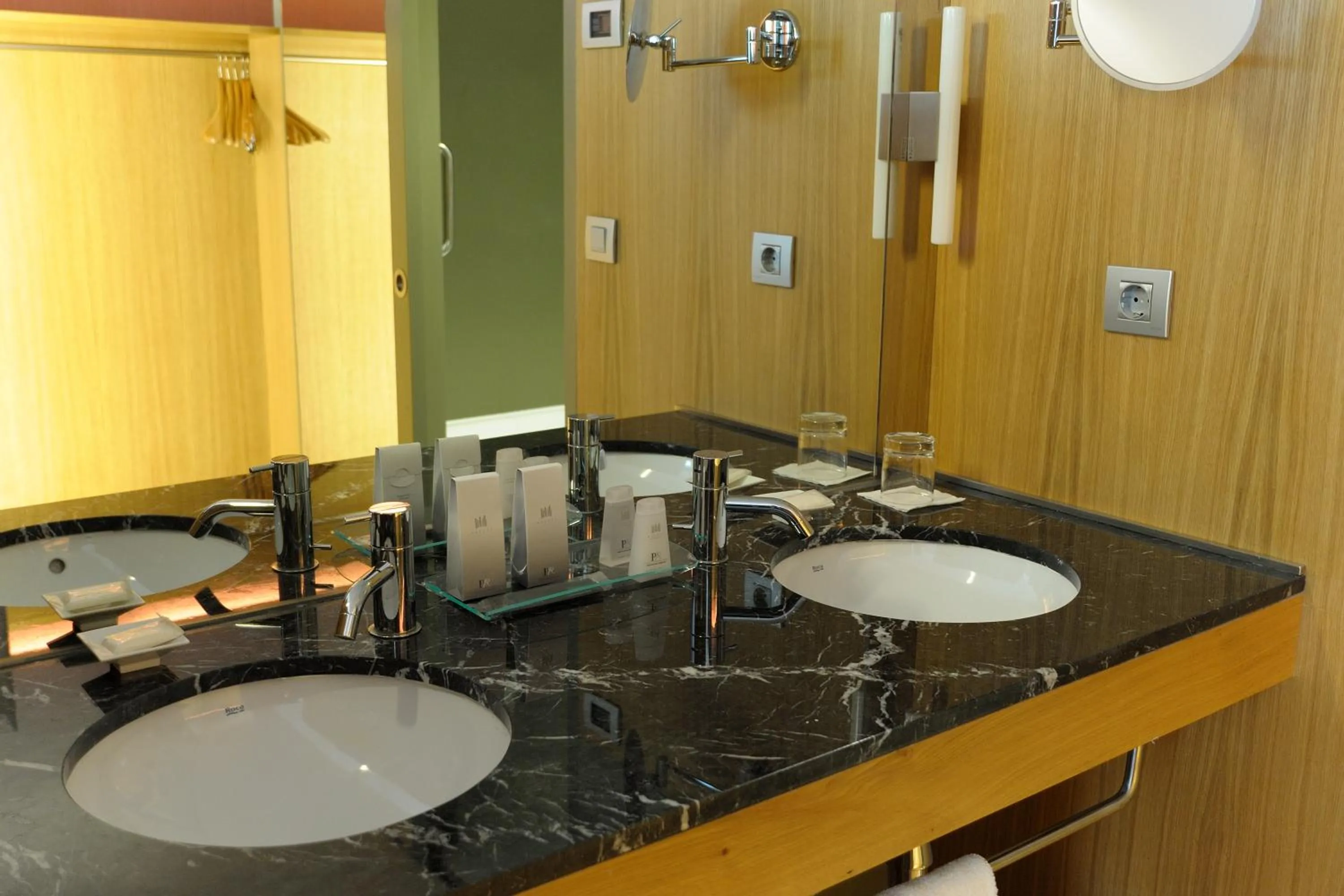 Bathroom in Hotel Continental Balneario de Panticosa