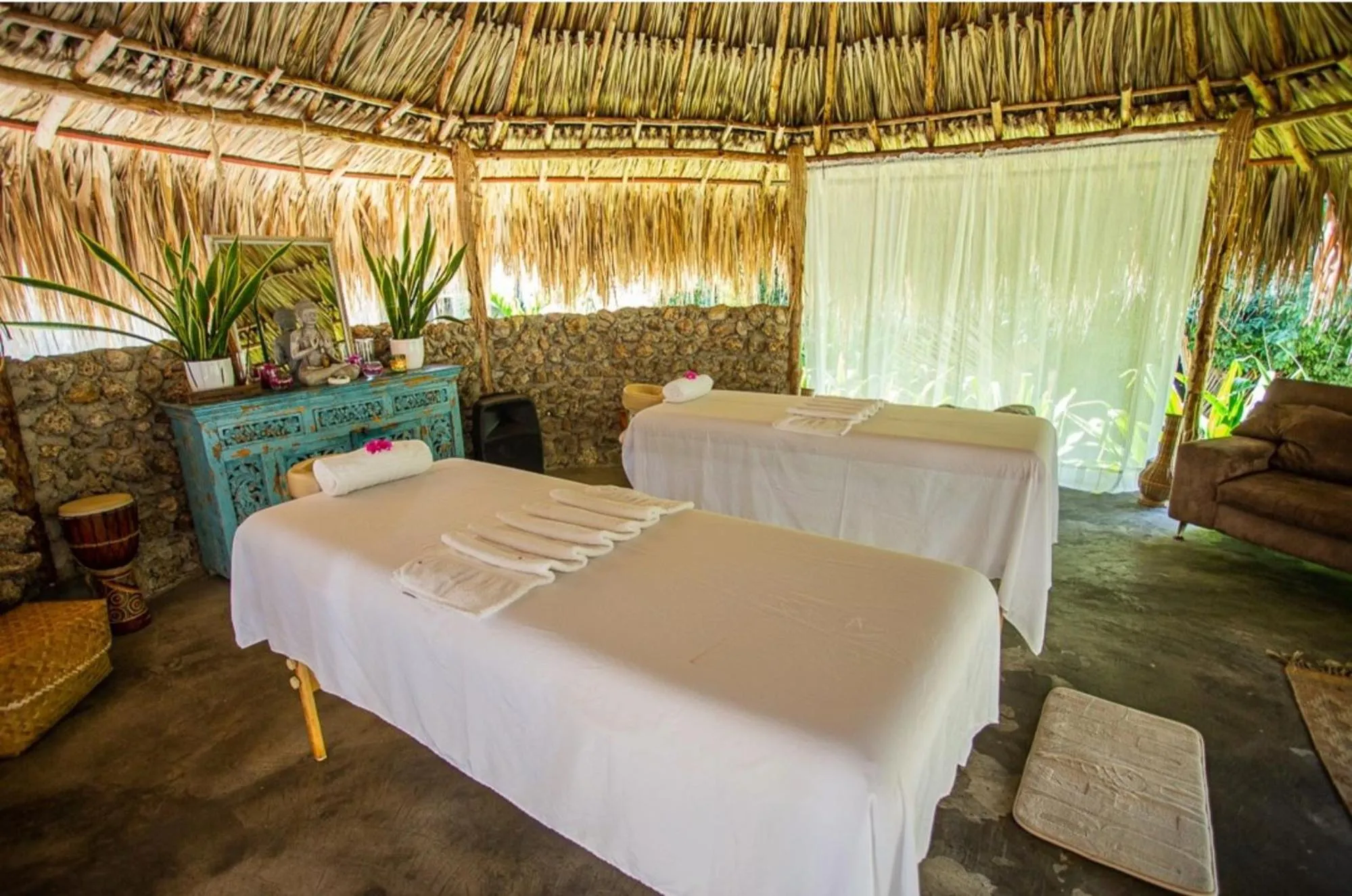 Spa and wellness centre/facilities, Bed in Namaste Beach Club & Hotel
