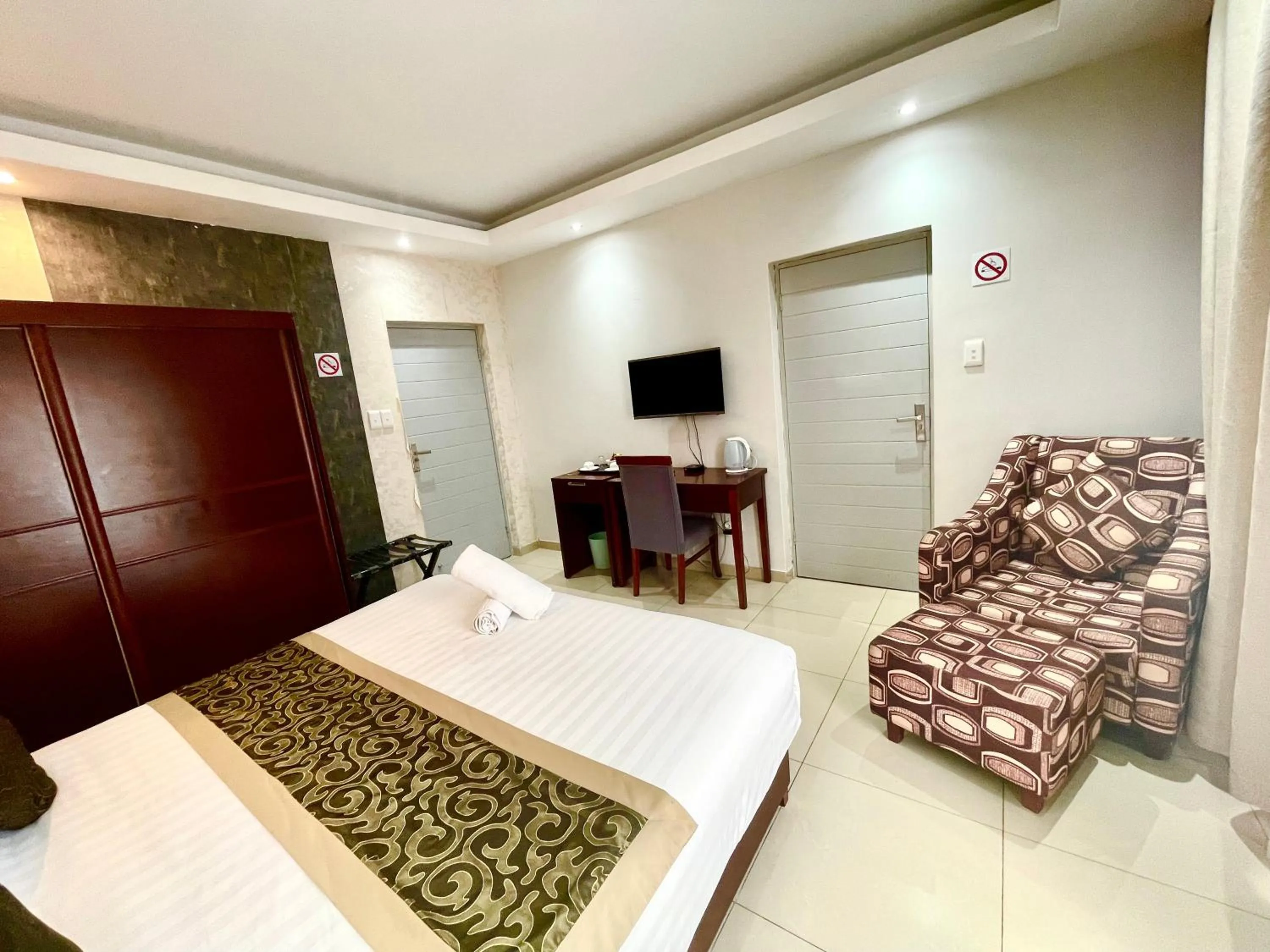 Bed in Azinnia Rivonia Guest House