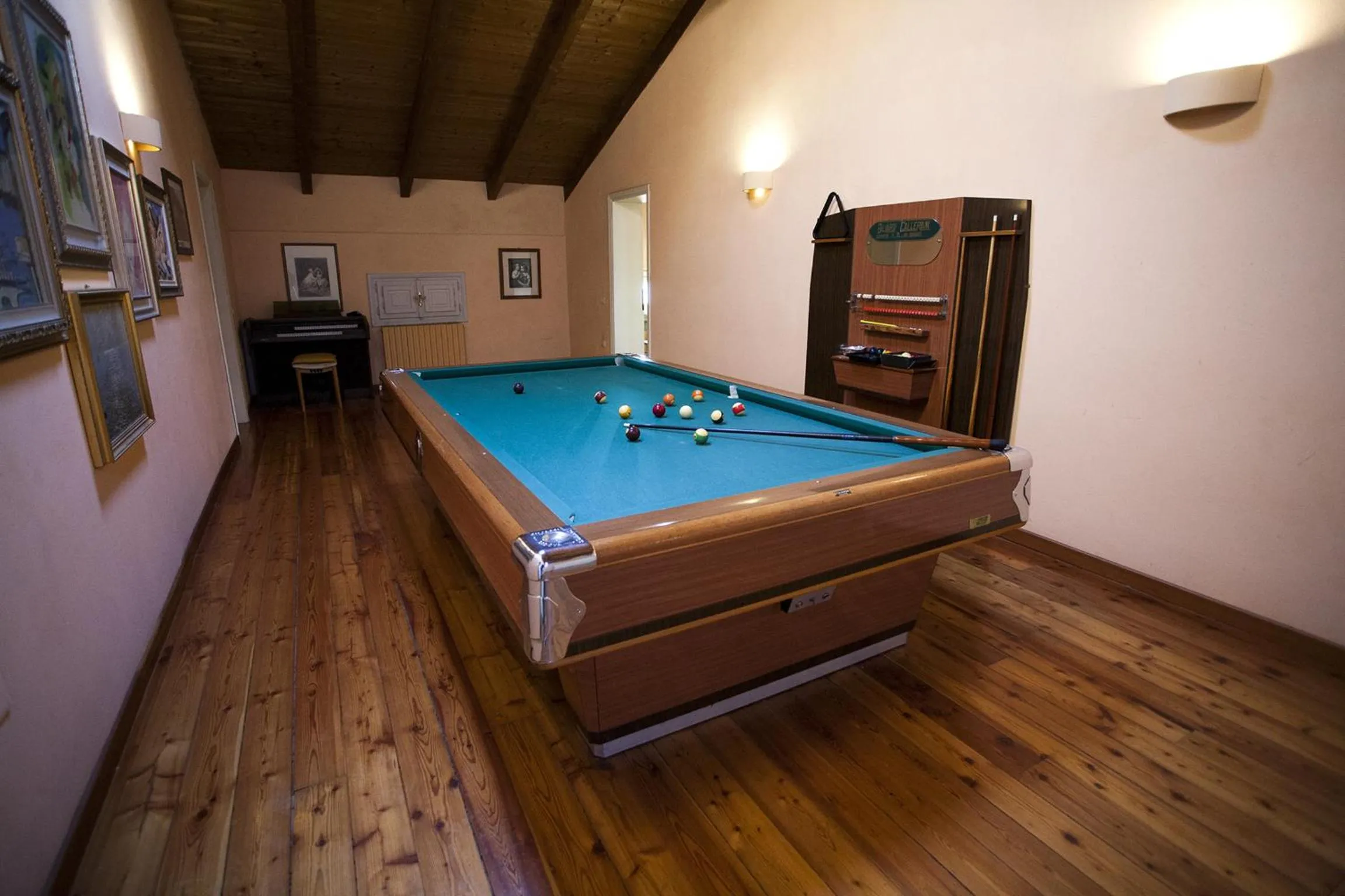 Billiard in R&B Villa Tartaruga