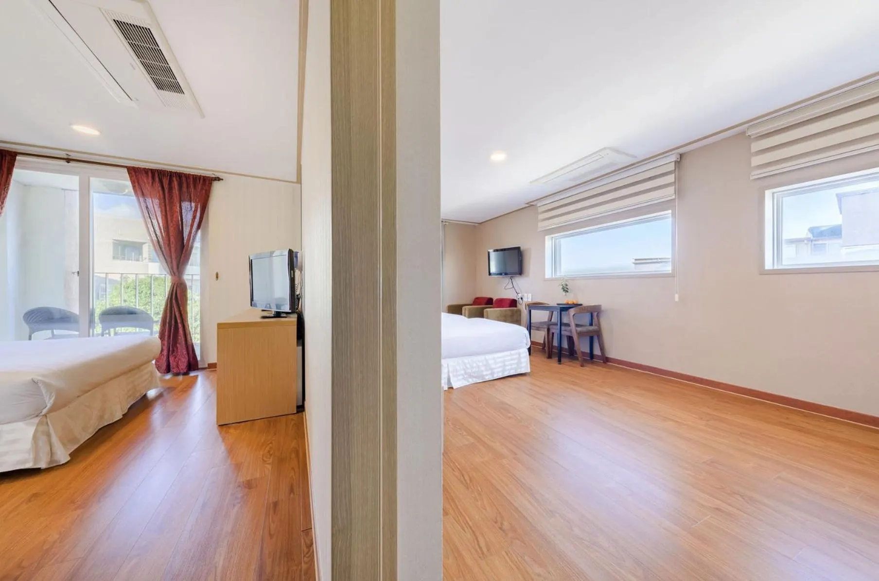 Bed in Pine Hill Hotel