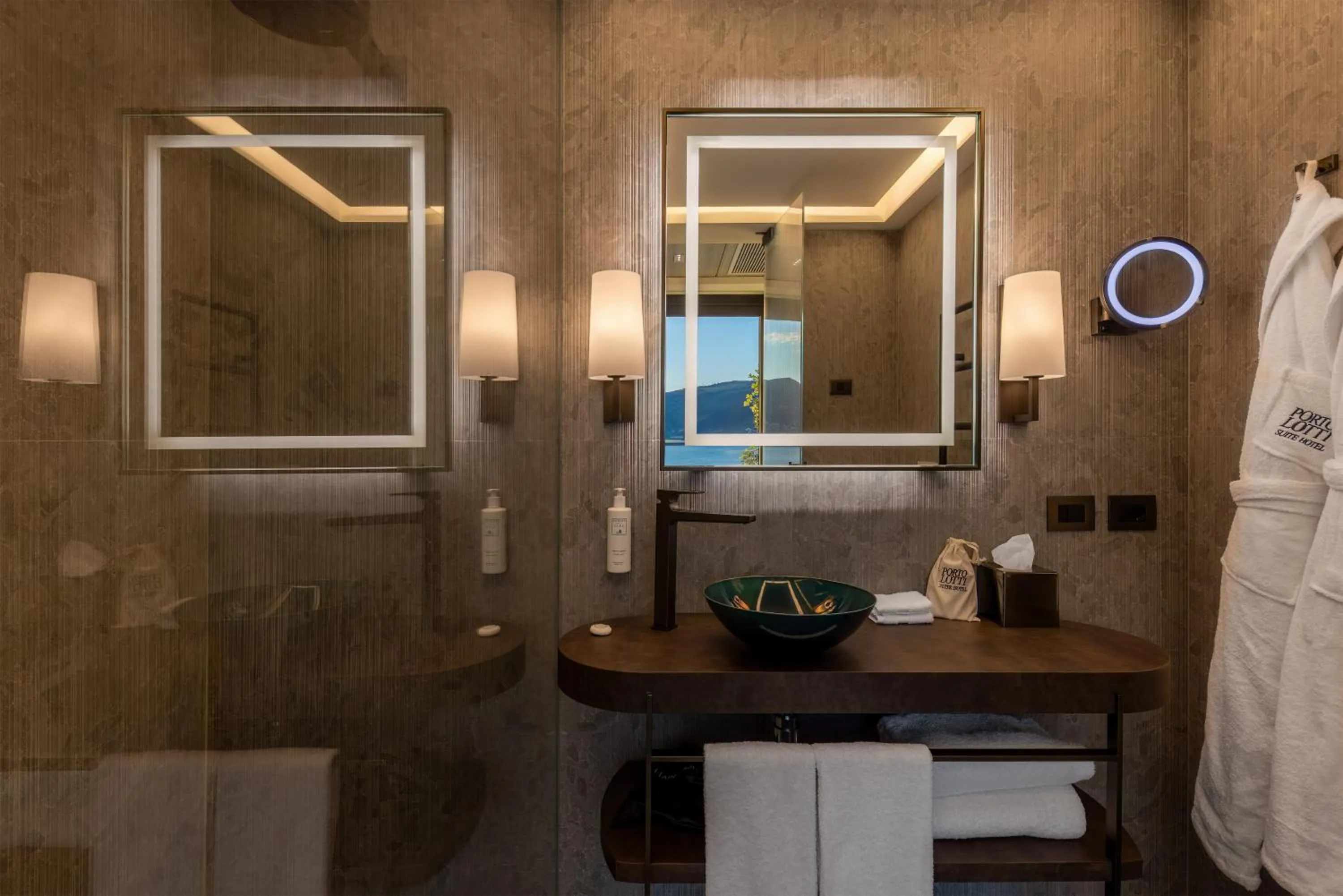 Porto Lotti Suite Hotel