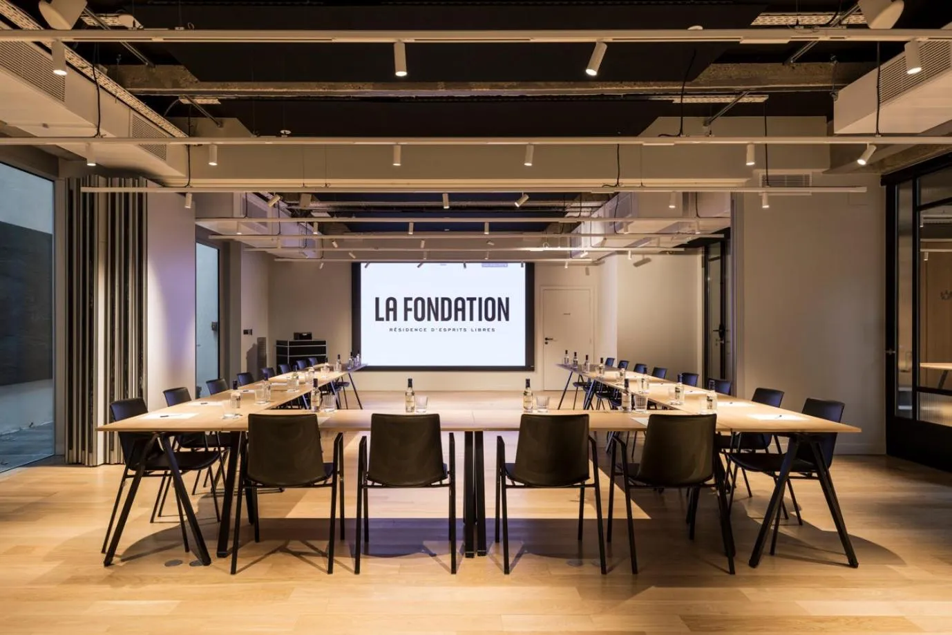 Business facilities in La Fondation