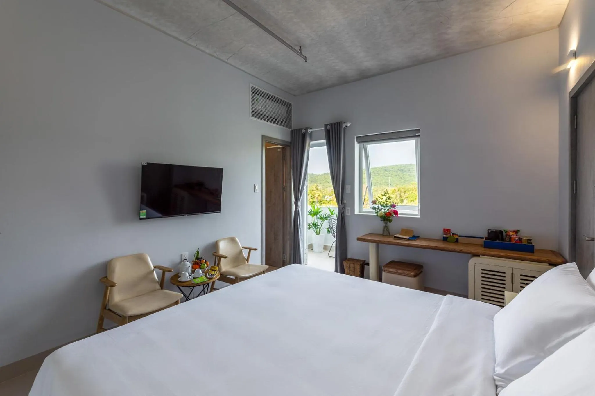 Bed in The Up Phu Quoc