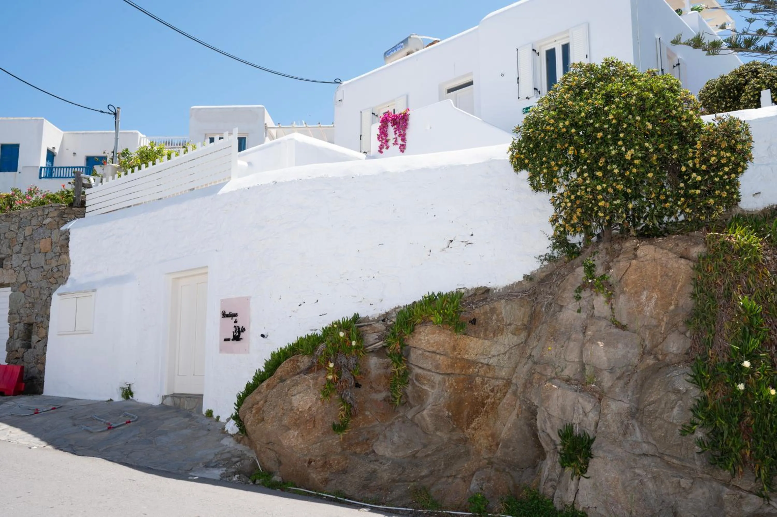 Facade/entrance in Boutique di Vito