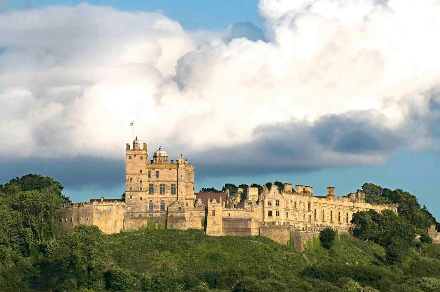 Nearby landmark in Twin Oaks Hotel