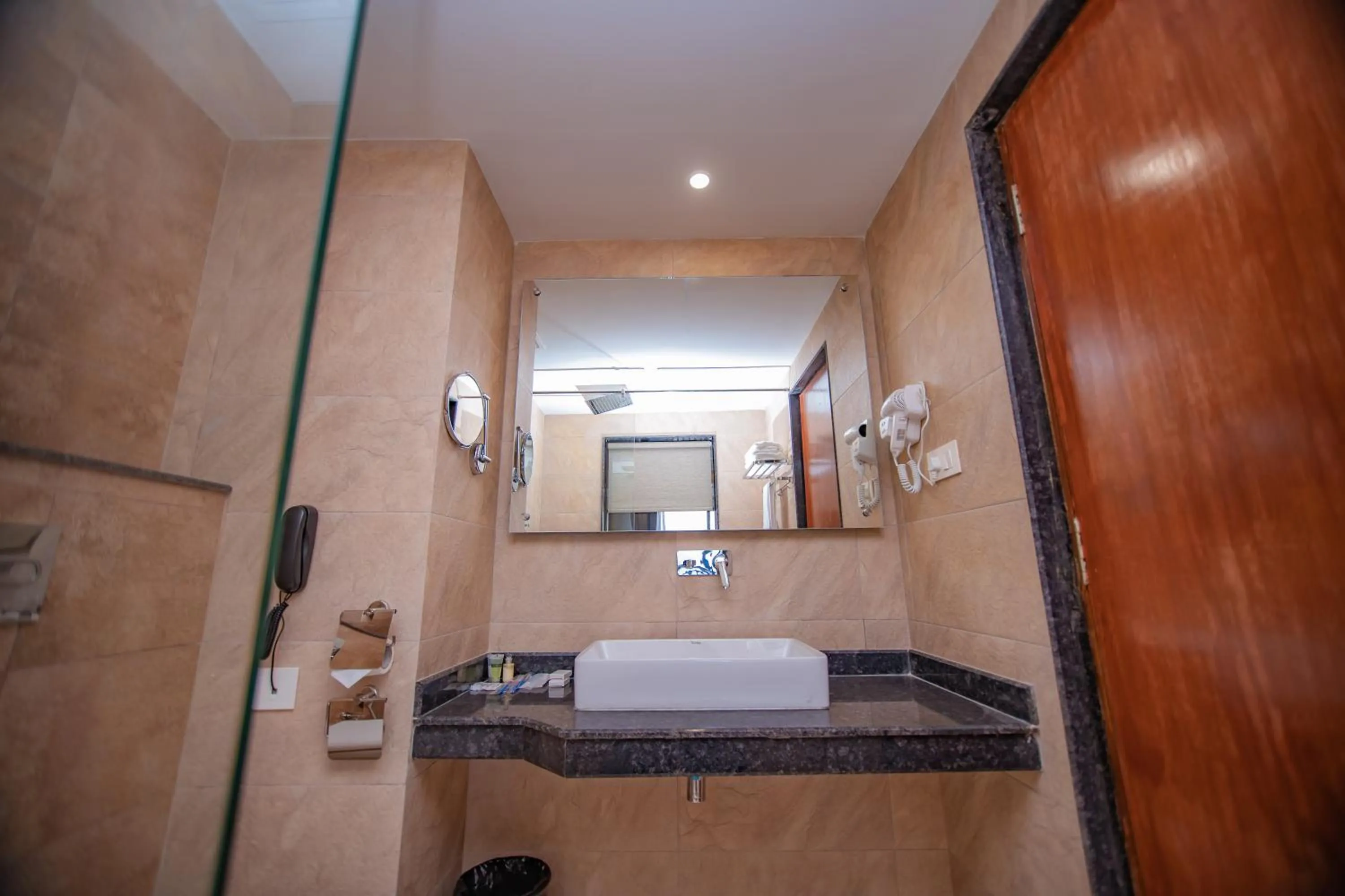 Bathroom in Hotel Pokhara Village & SPA