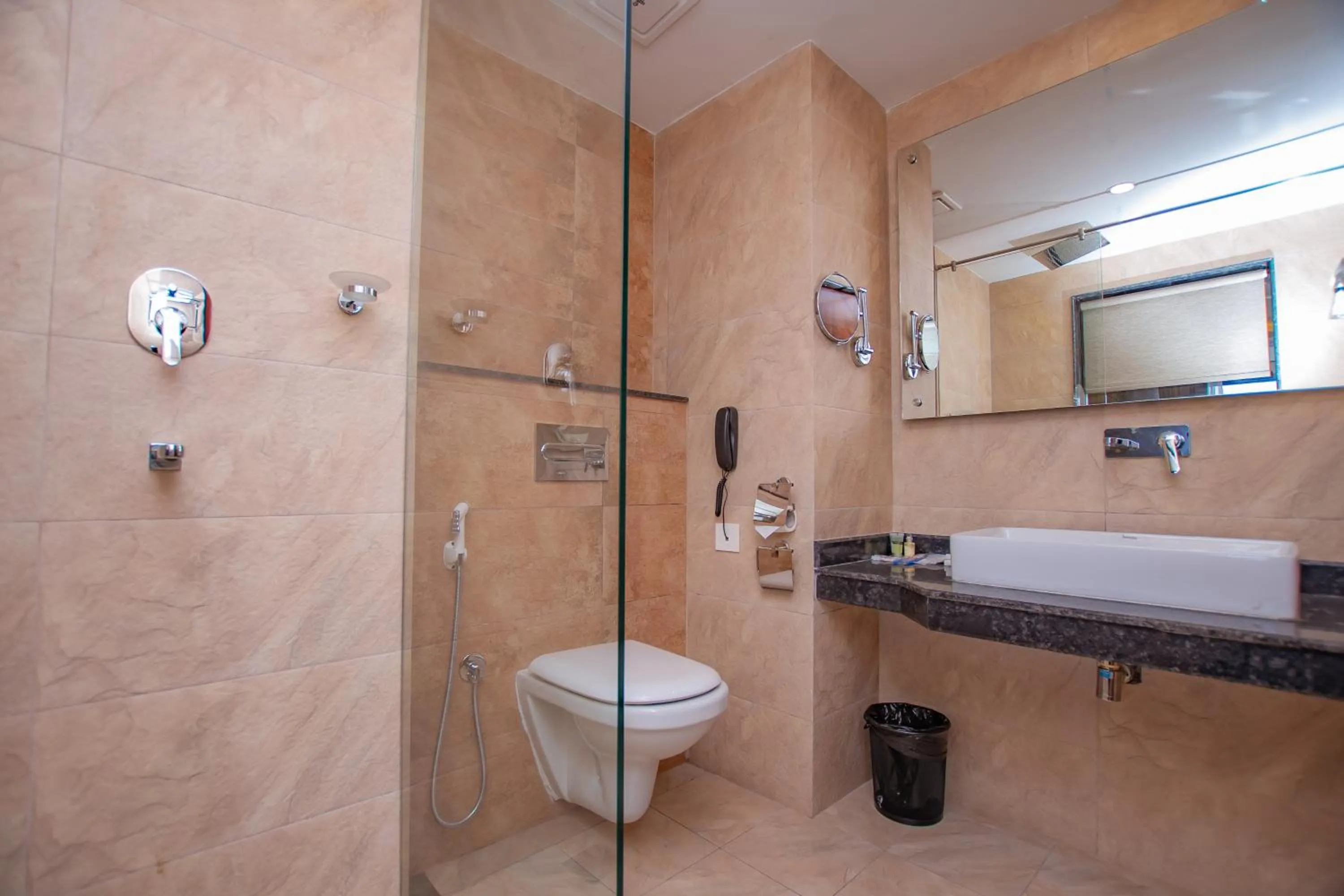 Bathroom in Hotel Pokhara Village & SPA