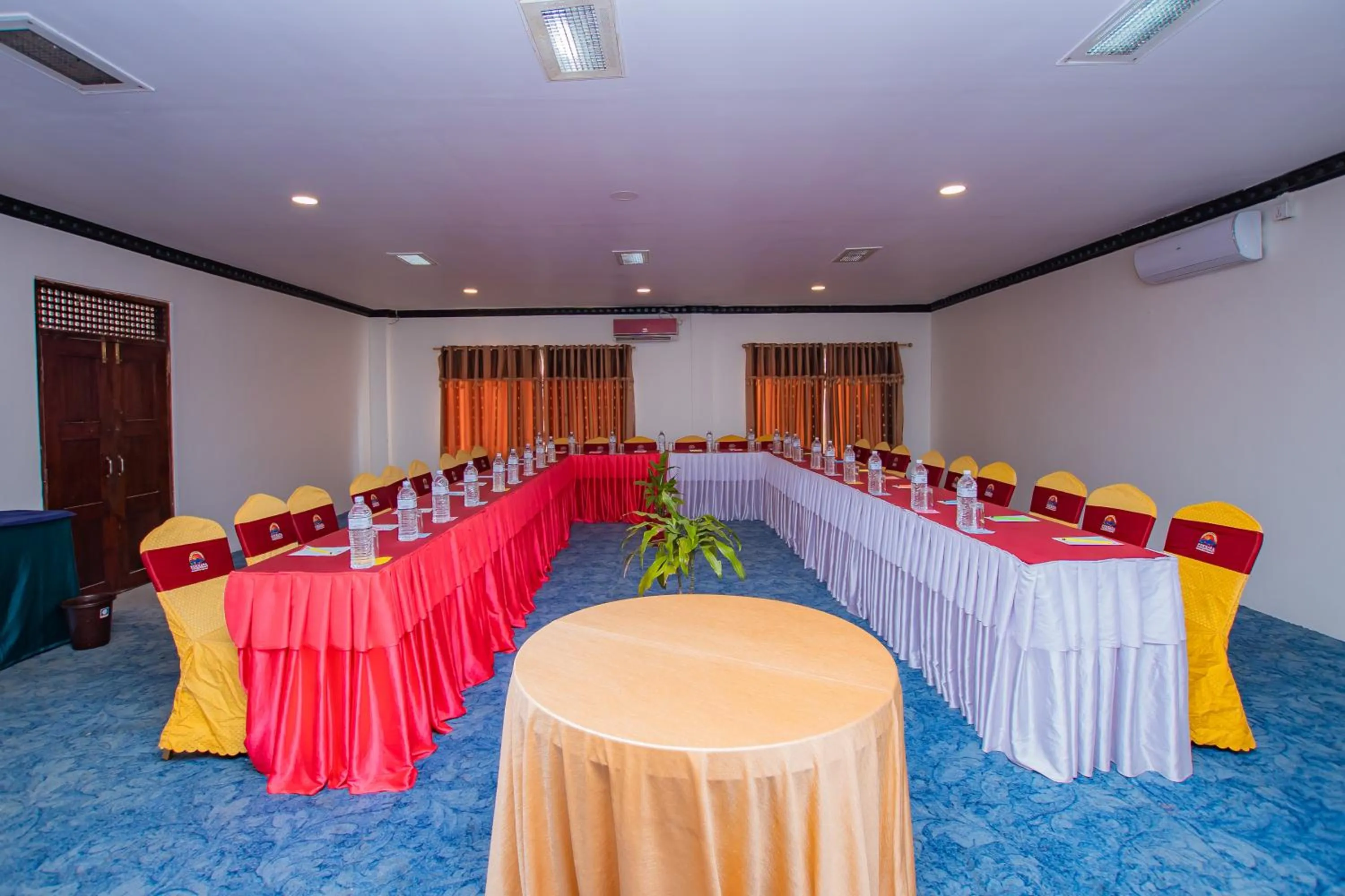 Meeting/conference room in Hotel Pokhara Village & SPA