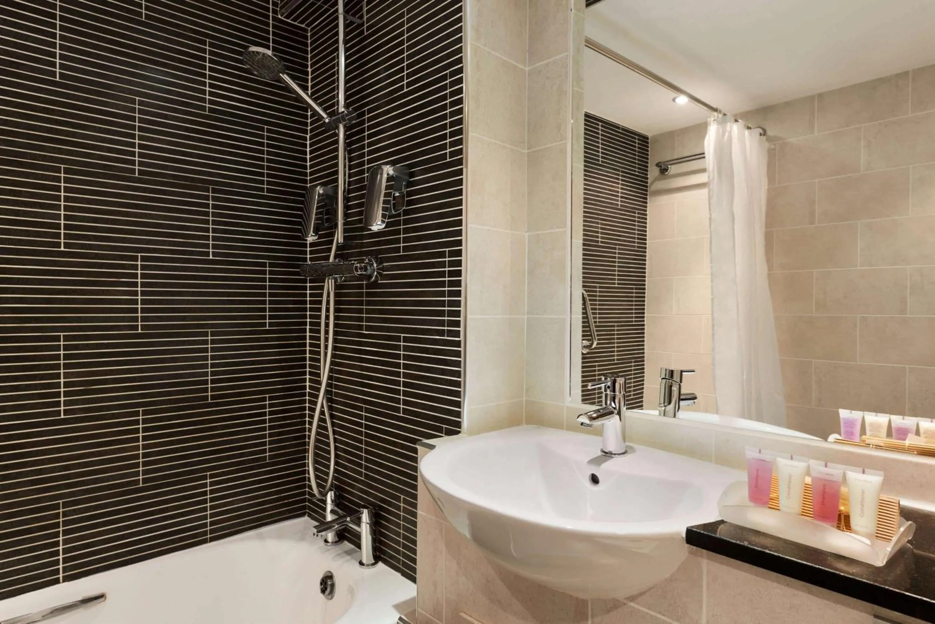 Bathroom in Riverside Hotel