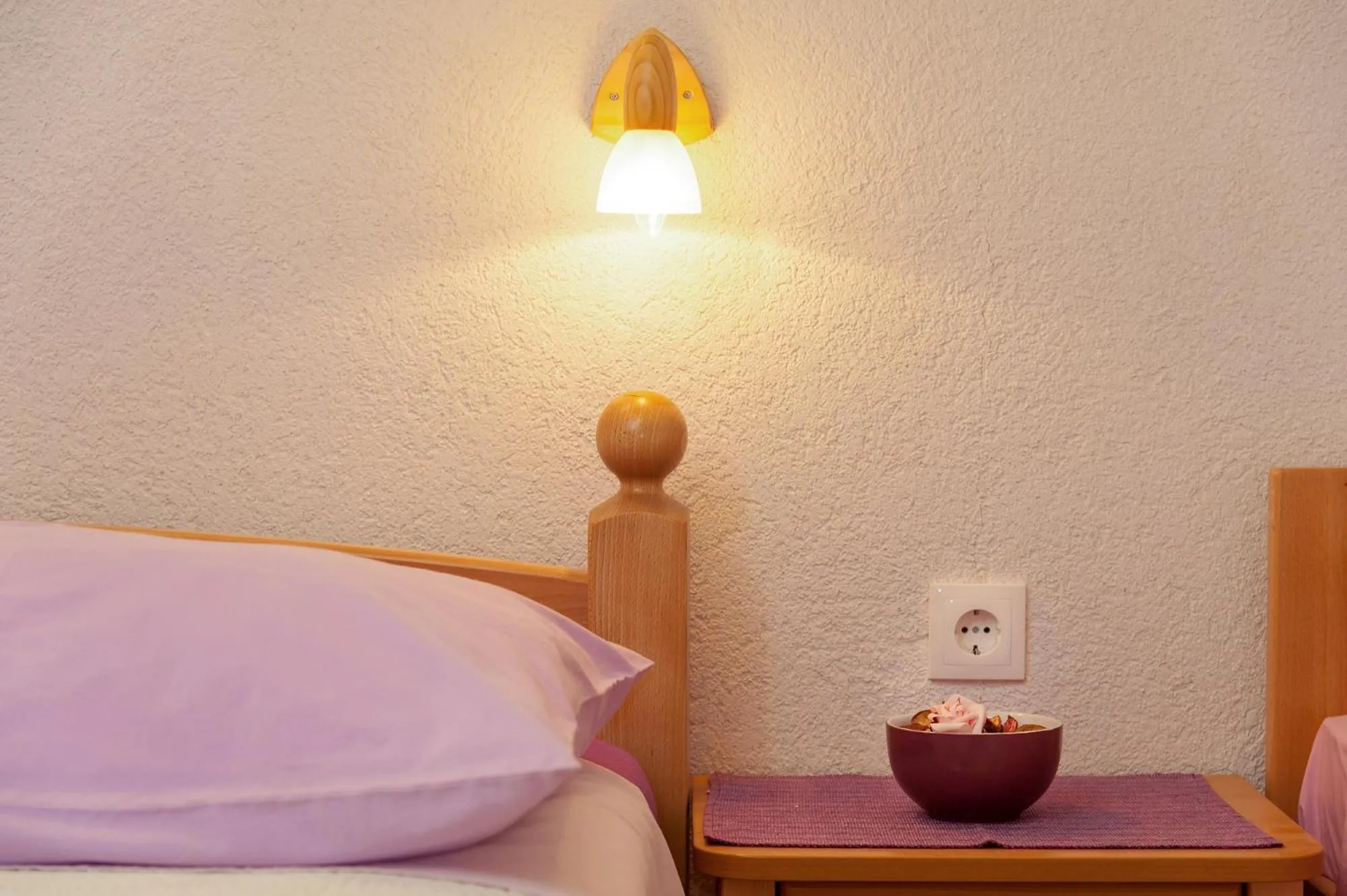 Decorative detail, Bed in Apartments Mande and Kate
