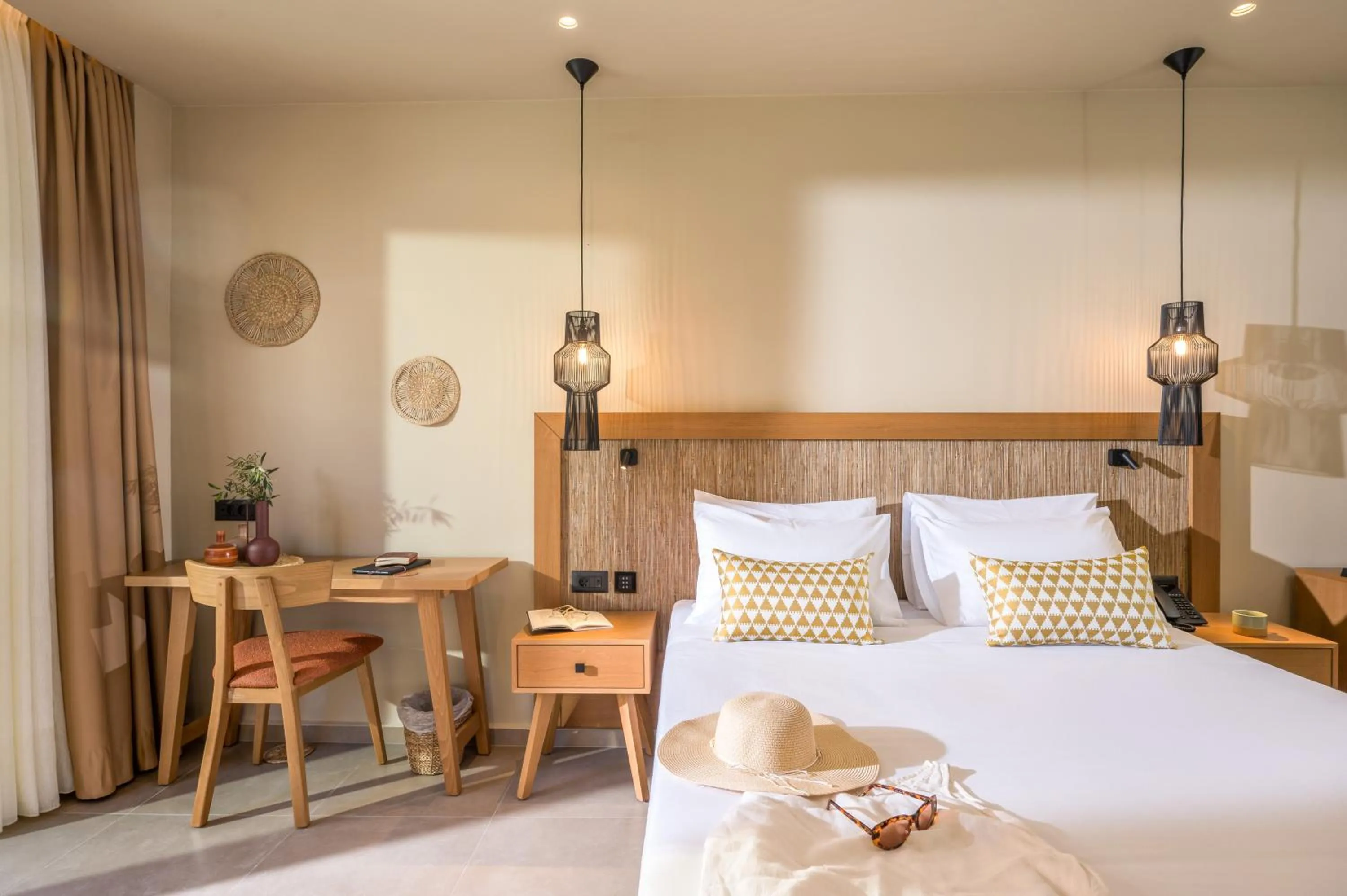 Photo of the whole room, Bed in Hotel Pyriá