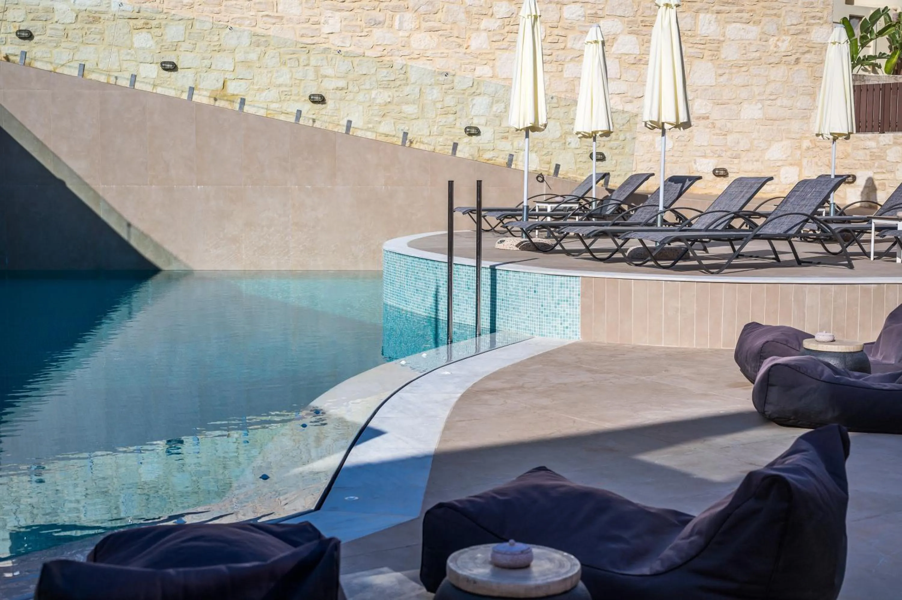 Swimming pool in Hotel Pyriá