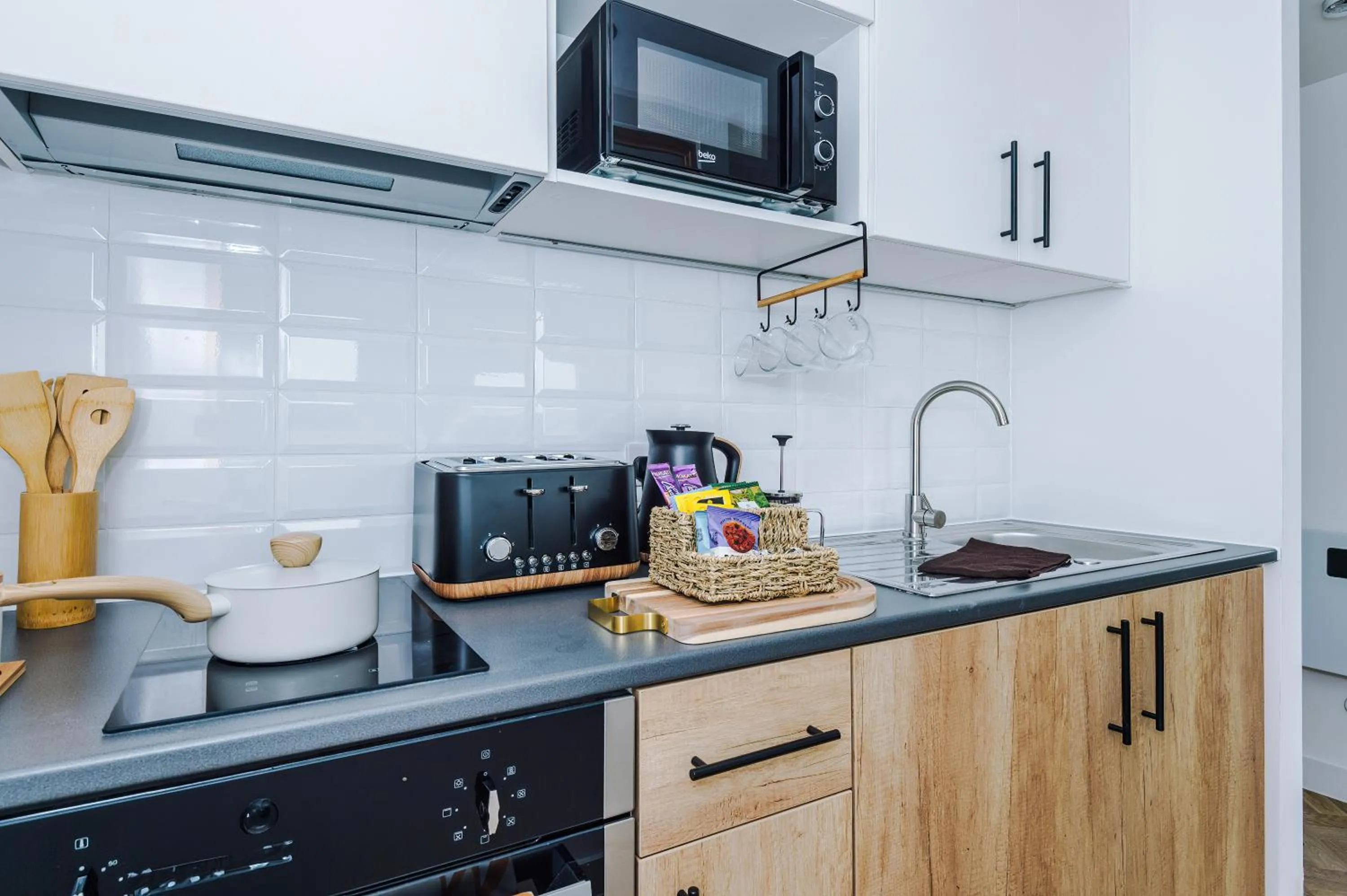 Coffee/tea facilities in City Studios, Preston