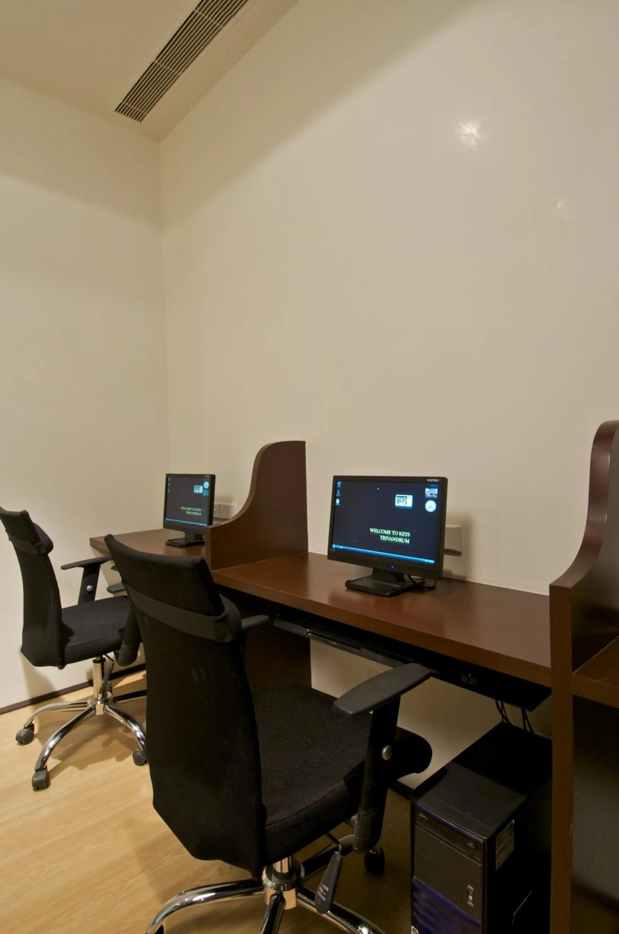 Business facilities in Keys Select by Lemon Tree Hotels, Kochi