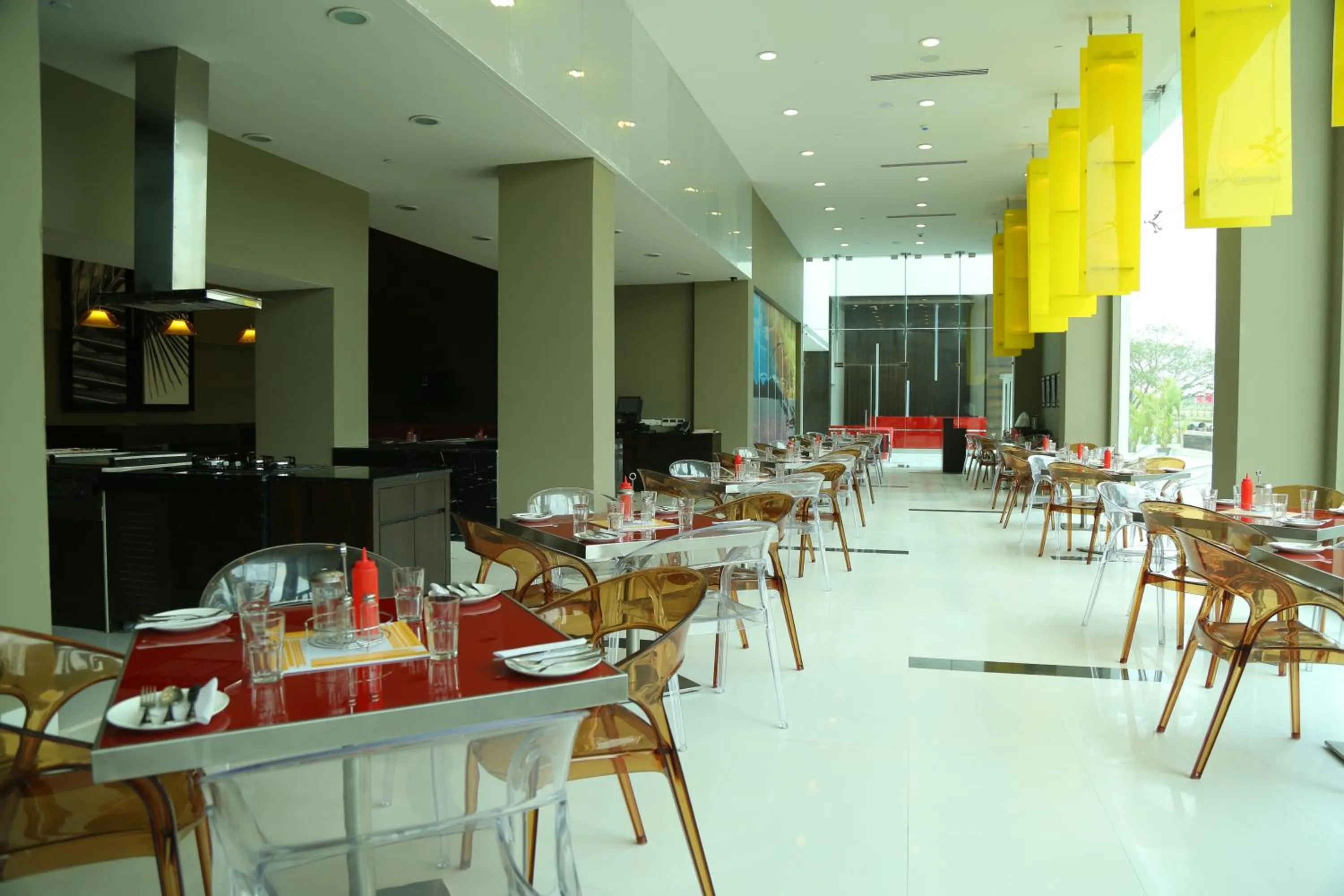 Restaurant/places to eat in Keys Select by Lemon Tree Hotels, Kochi