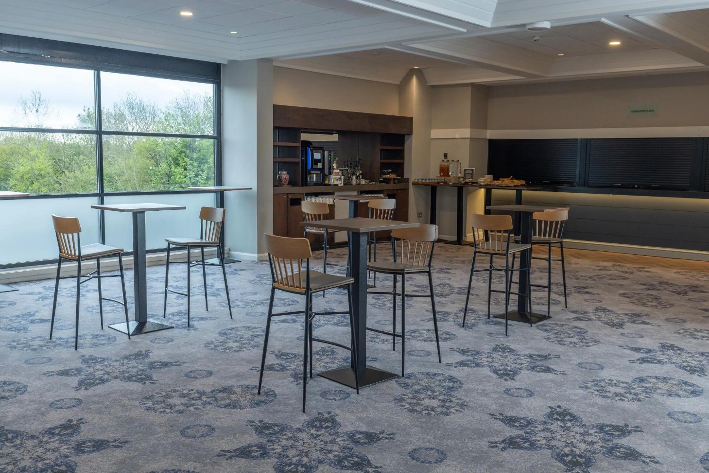 Coffee/tea facilities in Chesford Grange Hotel