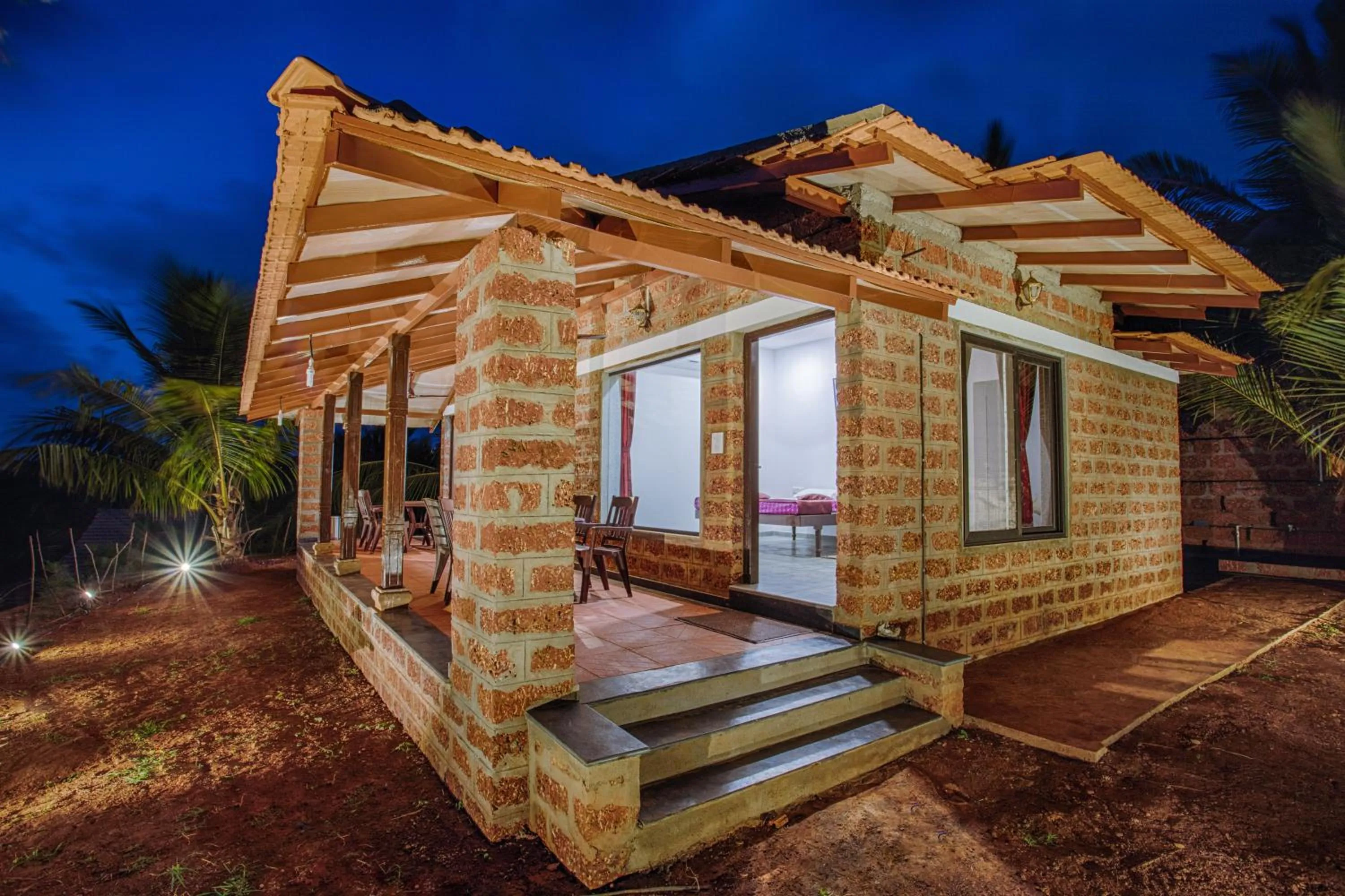 Facade/entrance in Beachfront Villas