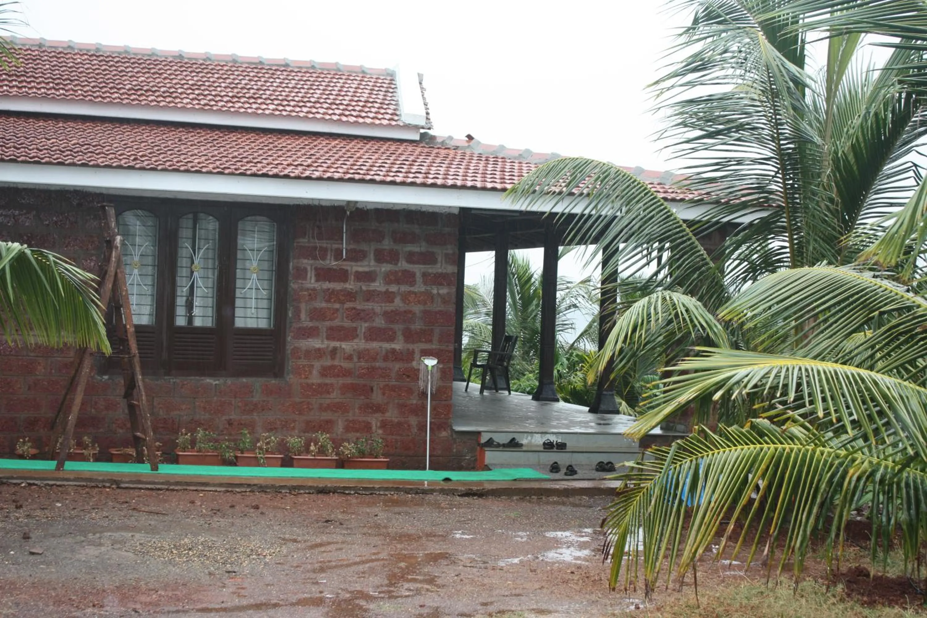 Facade/entrance in Beachfront Villas