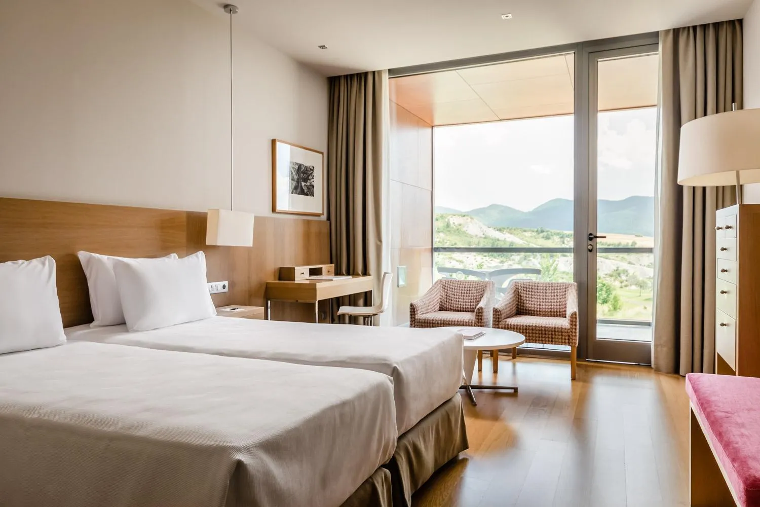 Bed in ​Exe Las Margas Golf