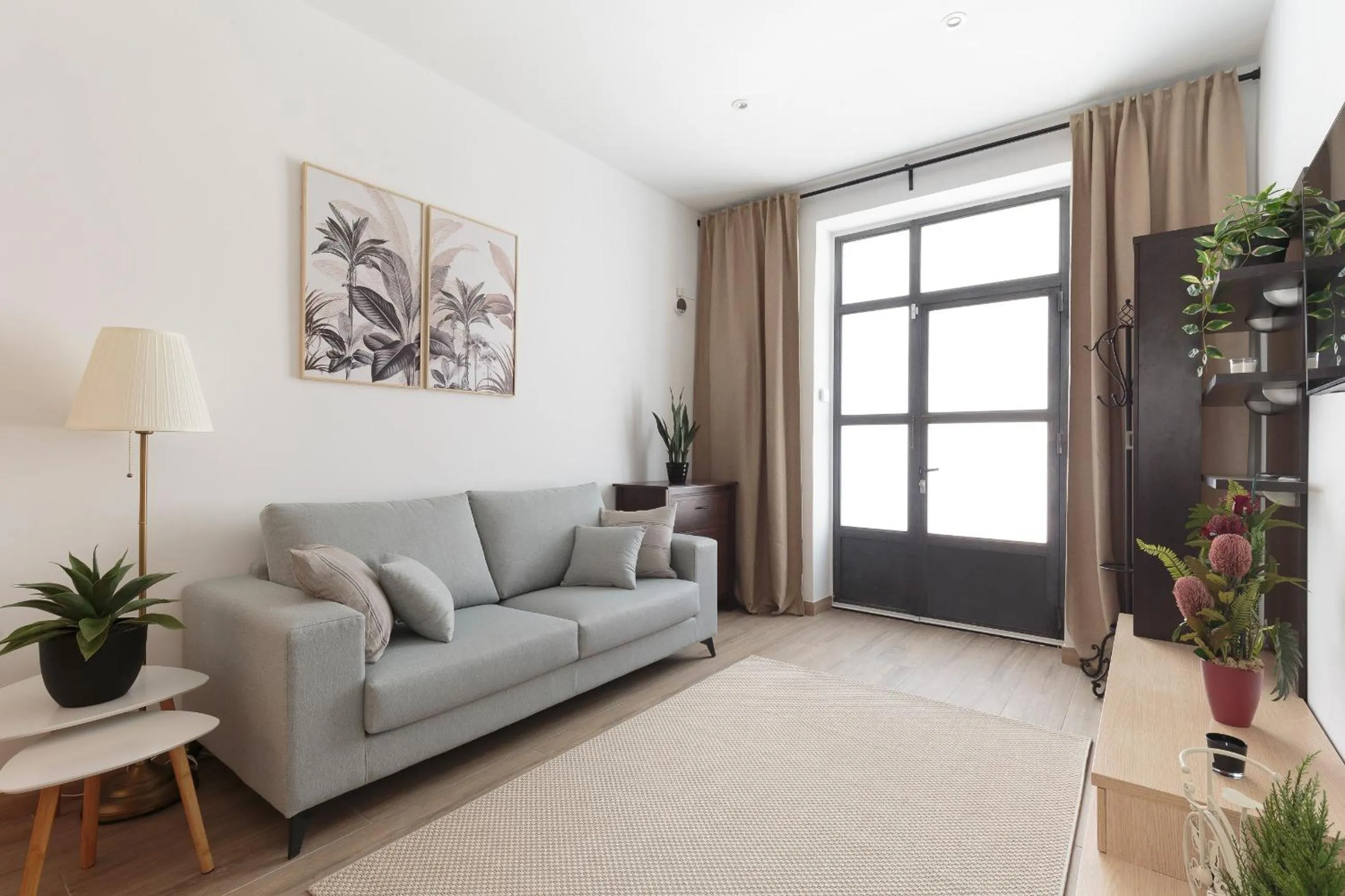Living room in Sagrada Familia Apartment