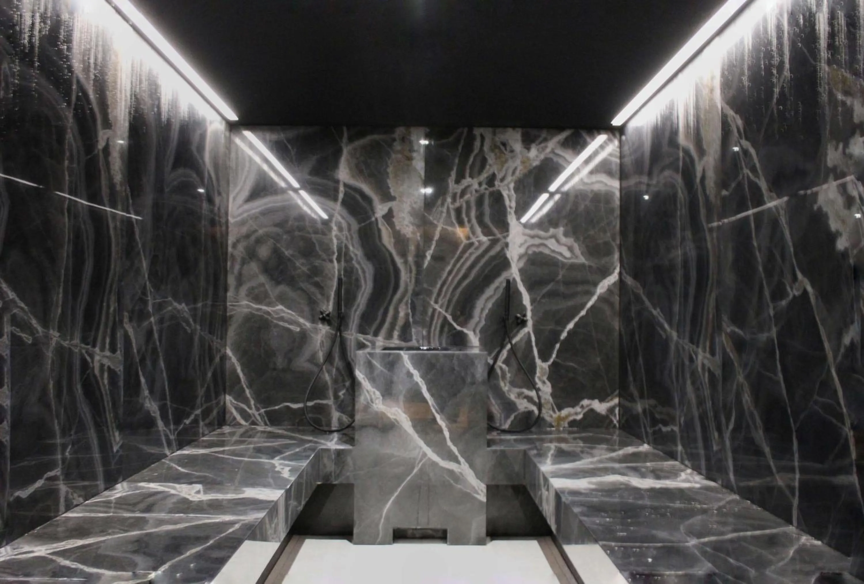 Spa and wellness centre/facilities in Dorint Resort & Spa Locarno-Riazzino