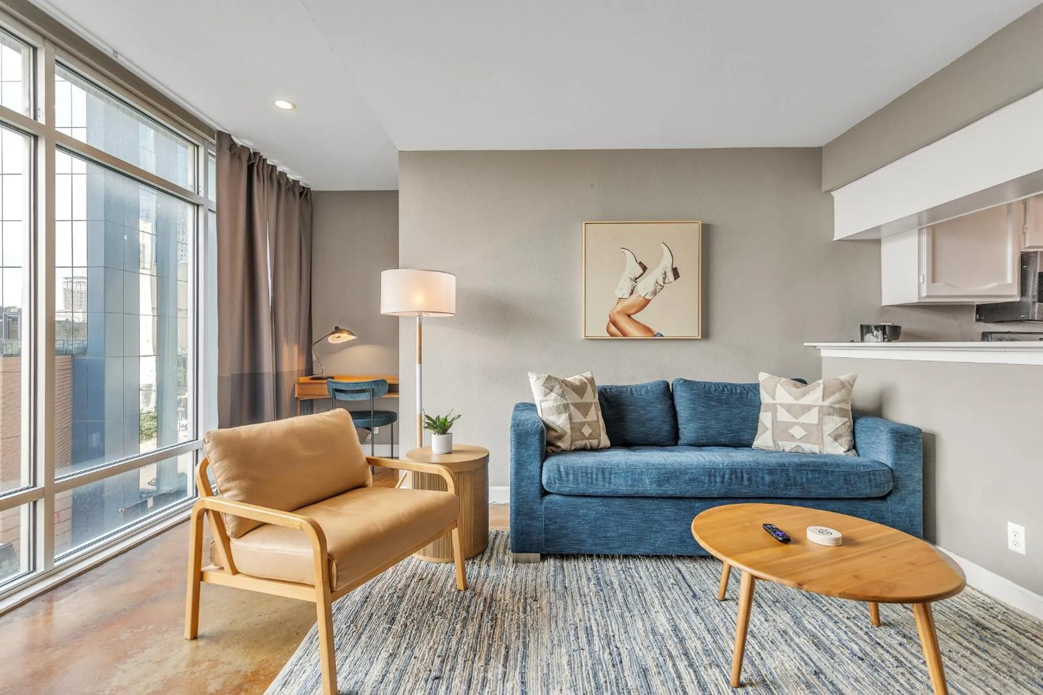 Kitchen or kitchenette in Littlefield Lofts, Hosted by Placemakr - 6th St