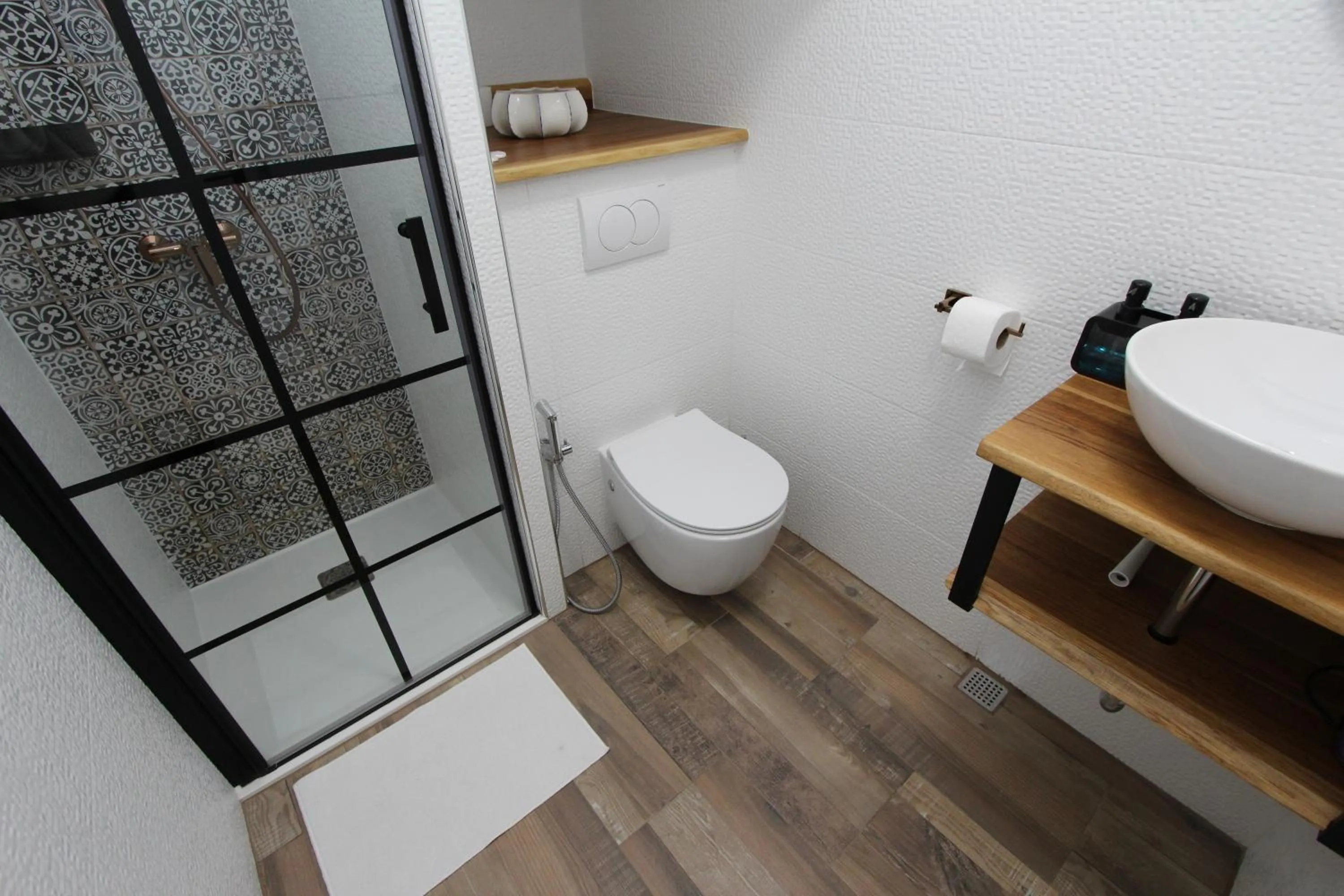 Bathroom in Rooms and Apartment Matosevic