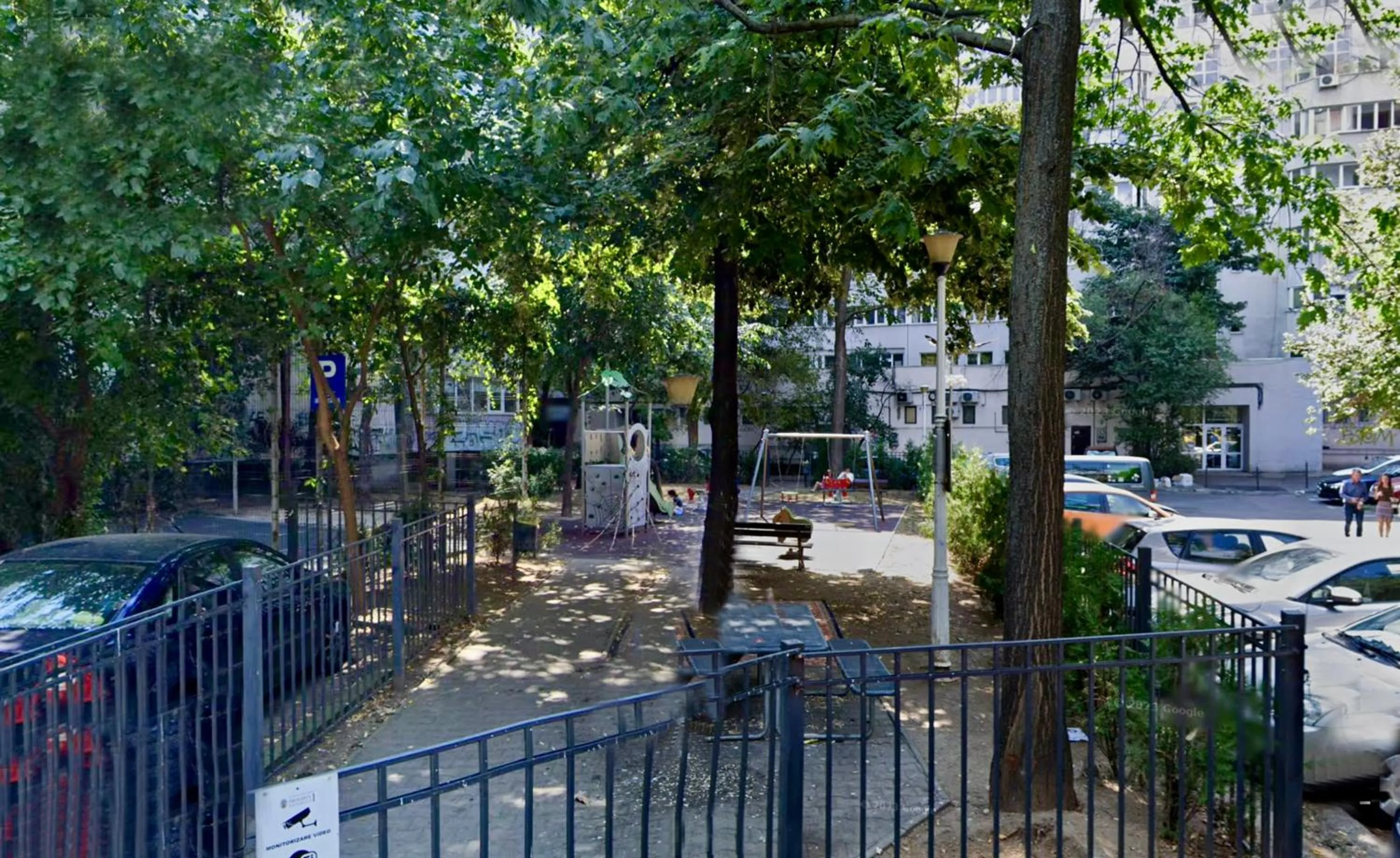 Children play ground in Arc de Triomphe by CityBookings