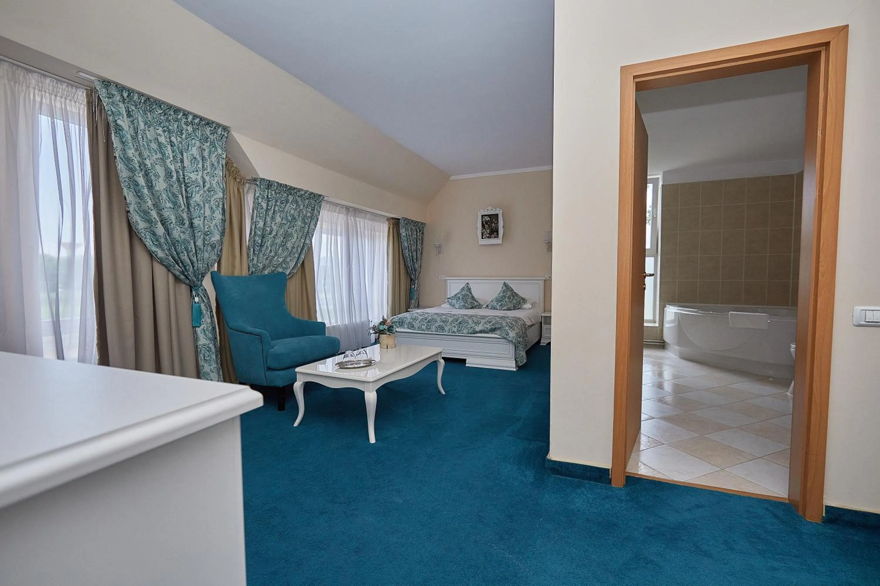 Bed in Pensiunea Diamant