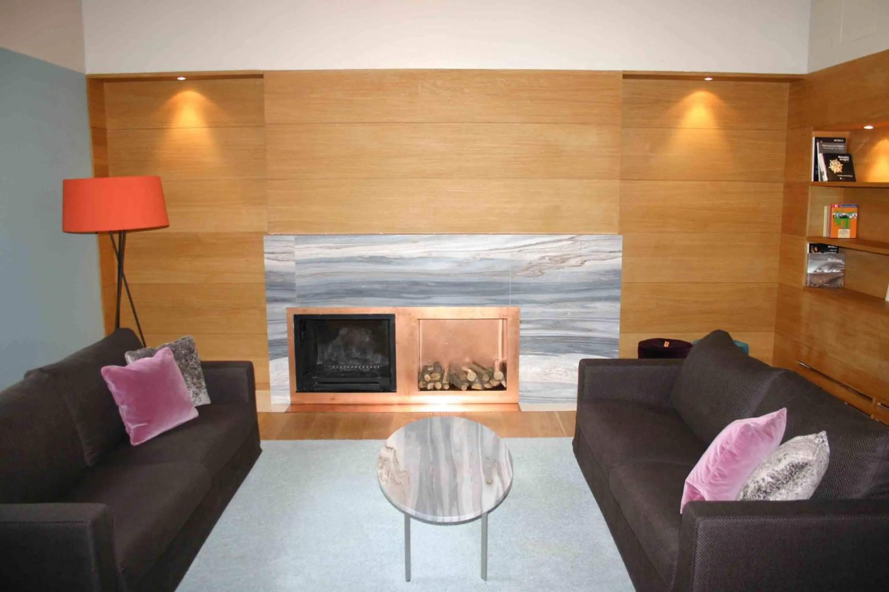 Library in Gran Hotel – Balneario de Panticosa