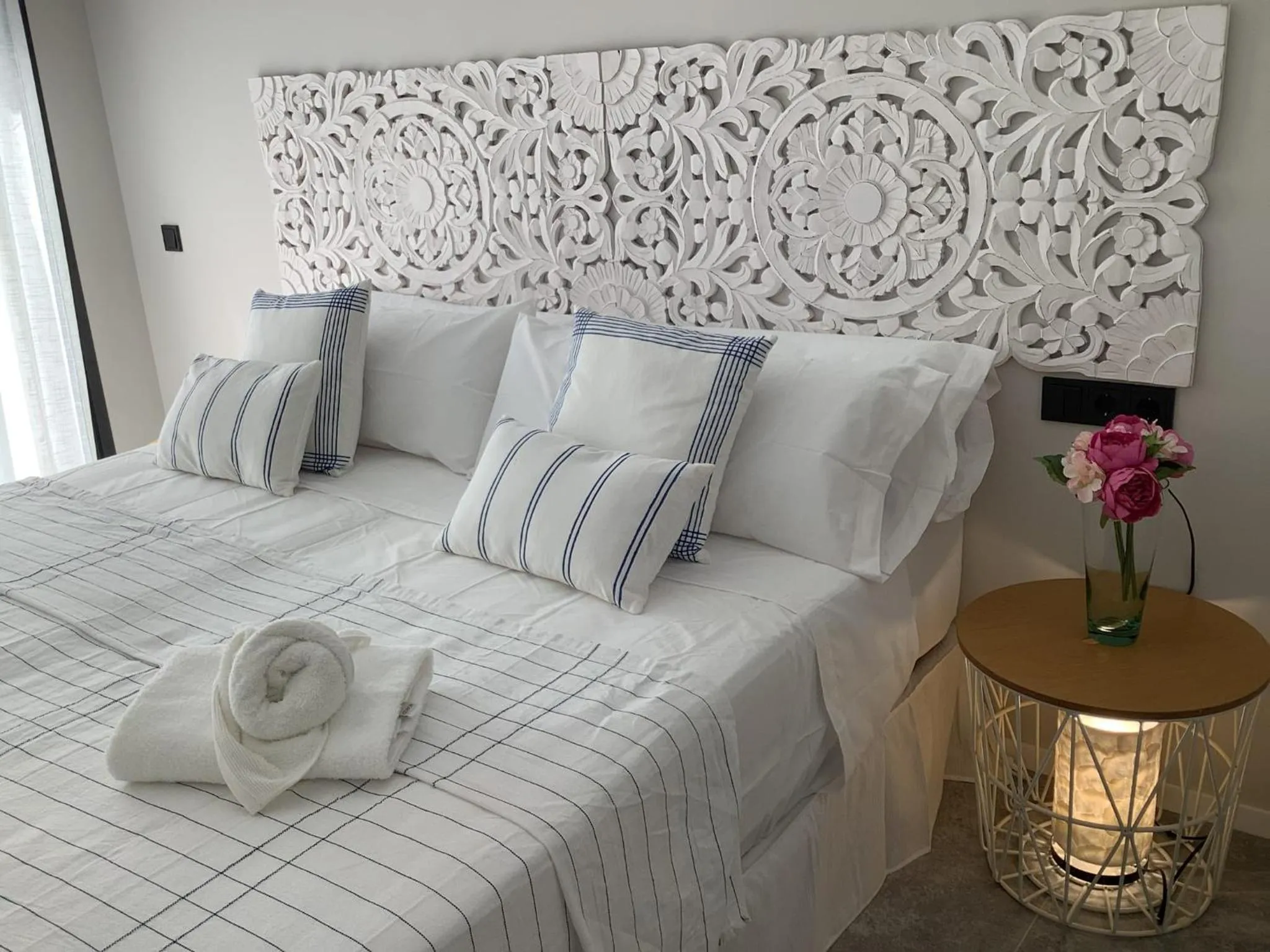 Property building, Bed in WHITE HOUSE IBIZA