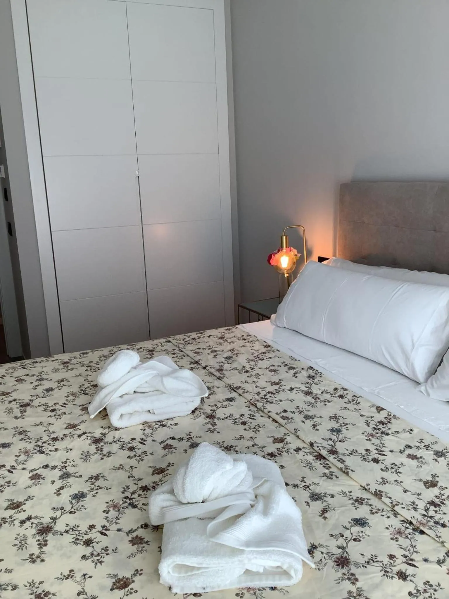 Bed in WHITE HOUSE IBIZA