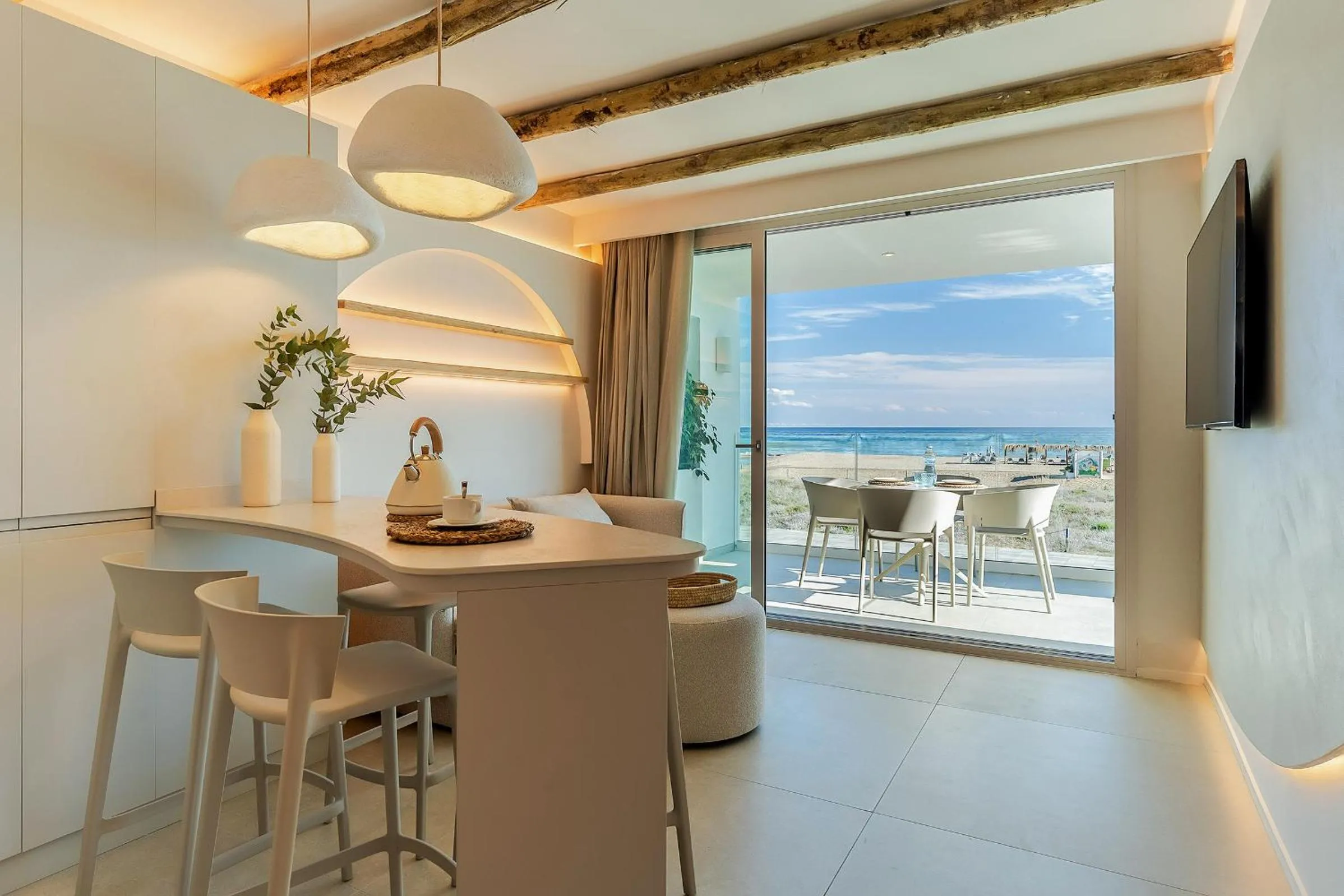 One-Bedroom Apartment with Balcony and Sea View in Apartamentos Azul