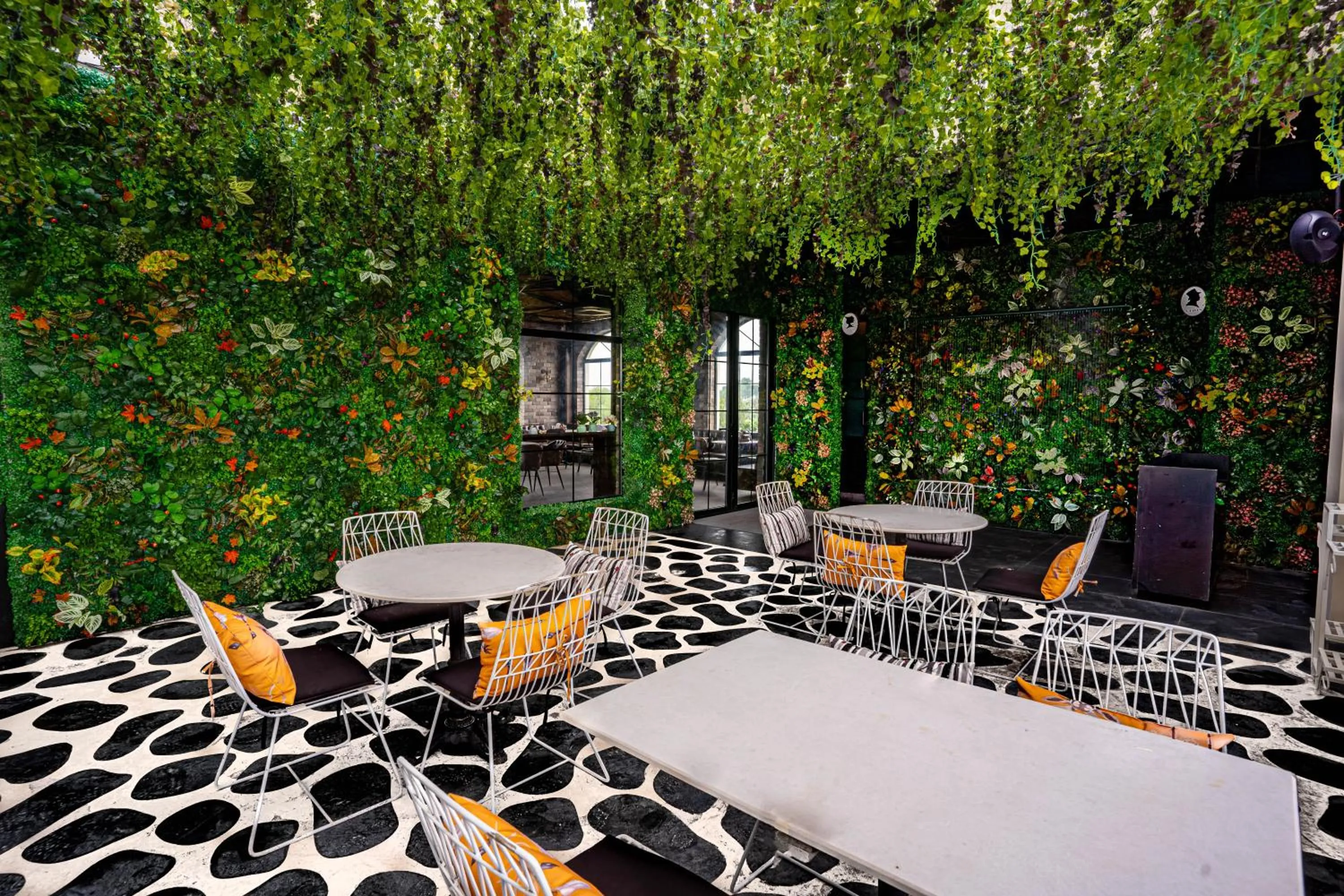 Restaurant/places to eat in La Nature Hotels & Resorts