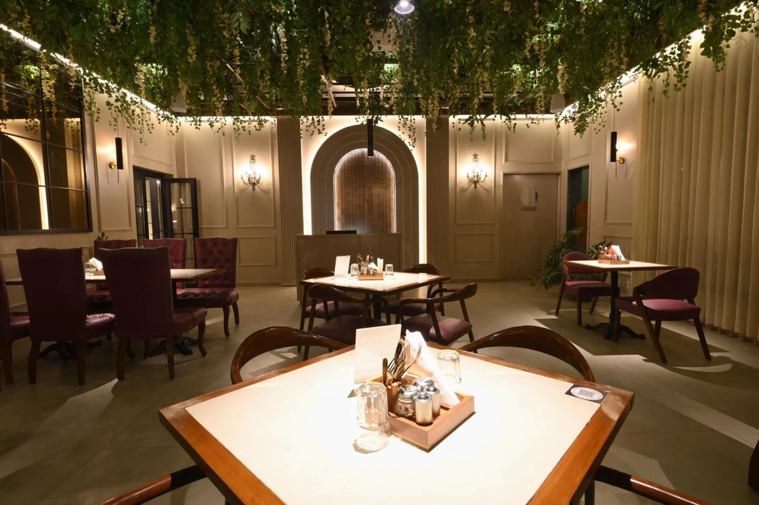 Restaurant/places to eat in La Nature Hotels & Resorts