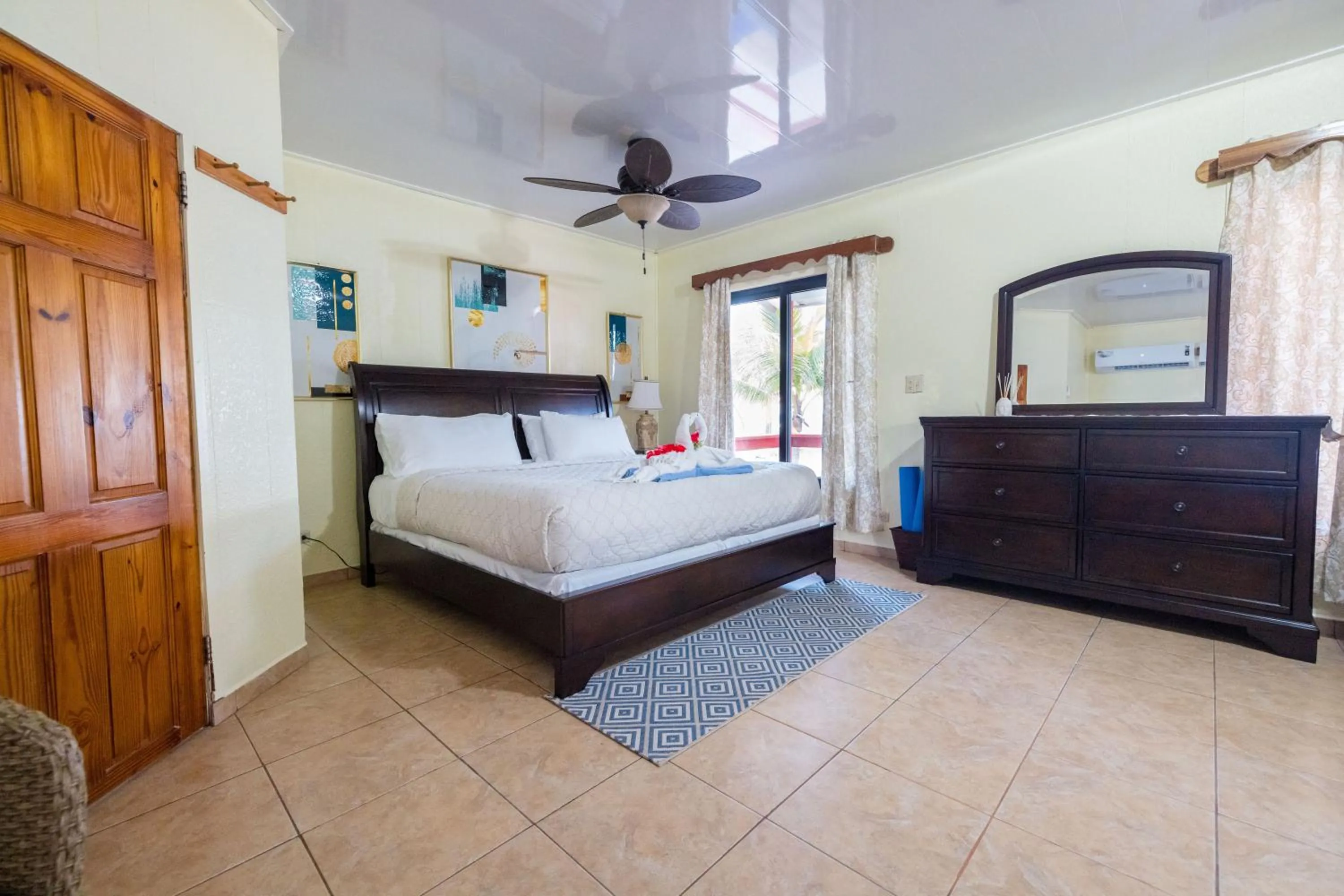 Bed in Blue Marlin Beach Resort