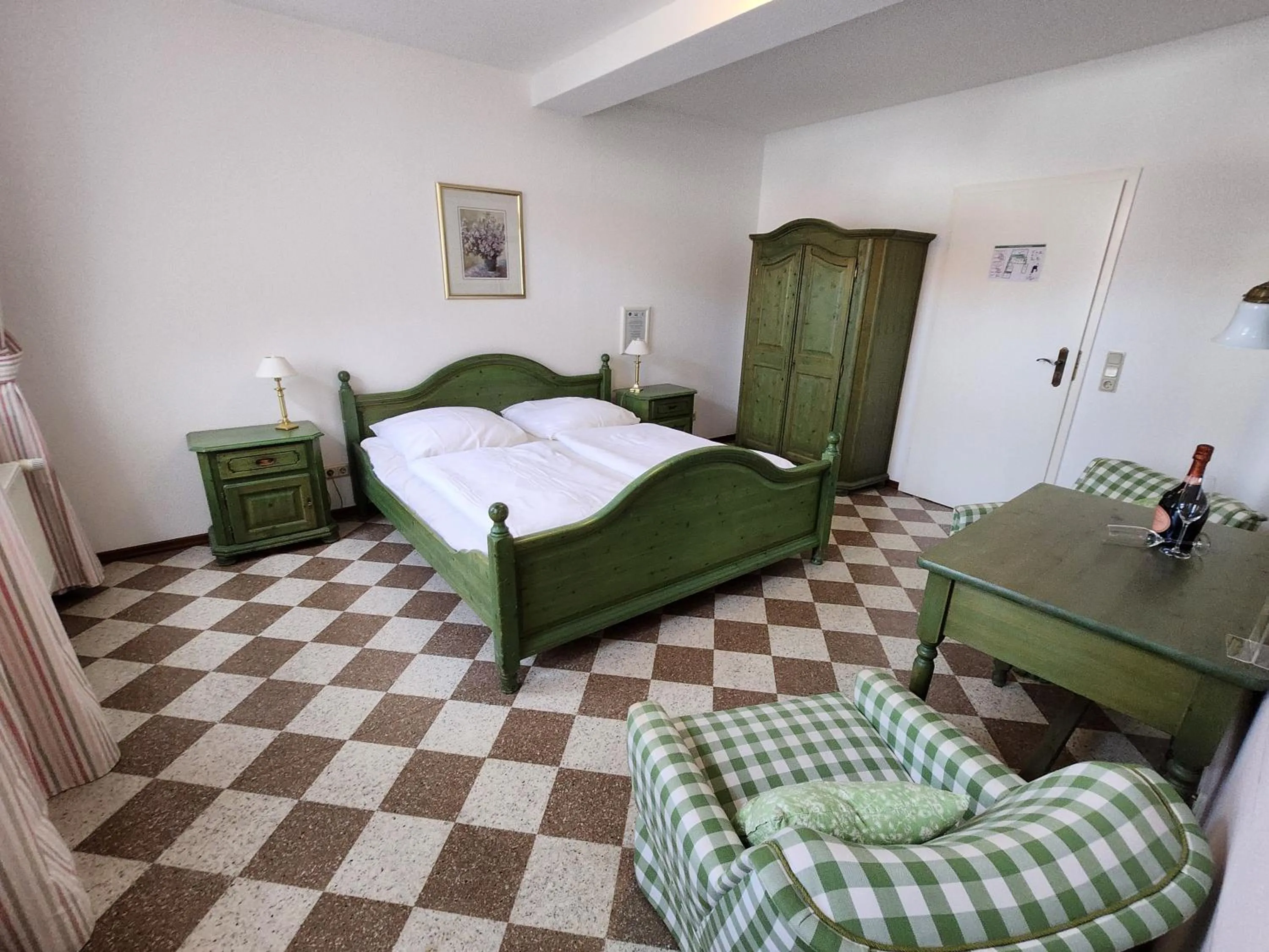 Photo of the whole room, Bed in Hotel & Restaurant zur Post